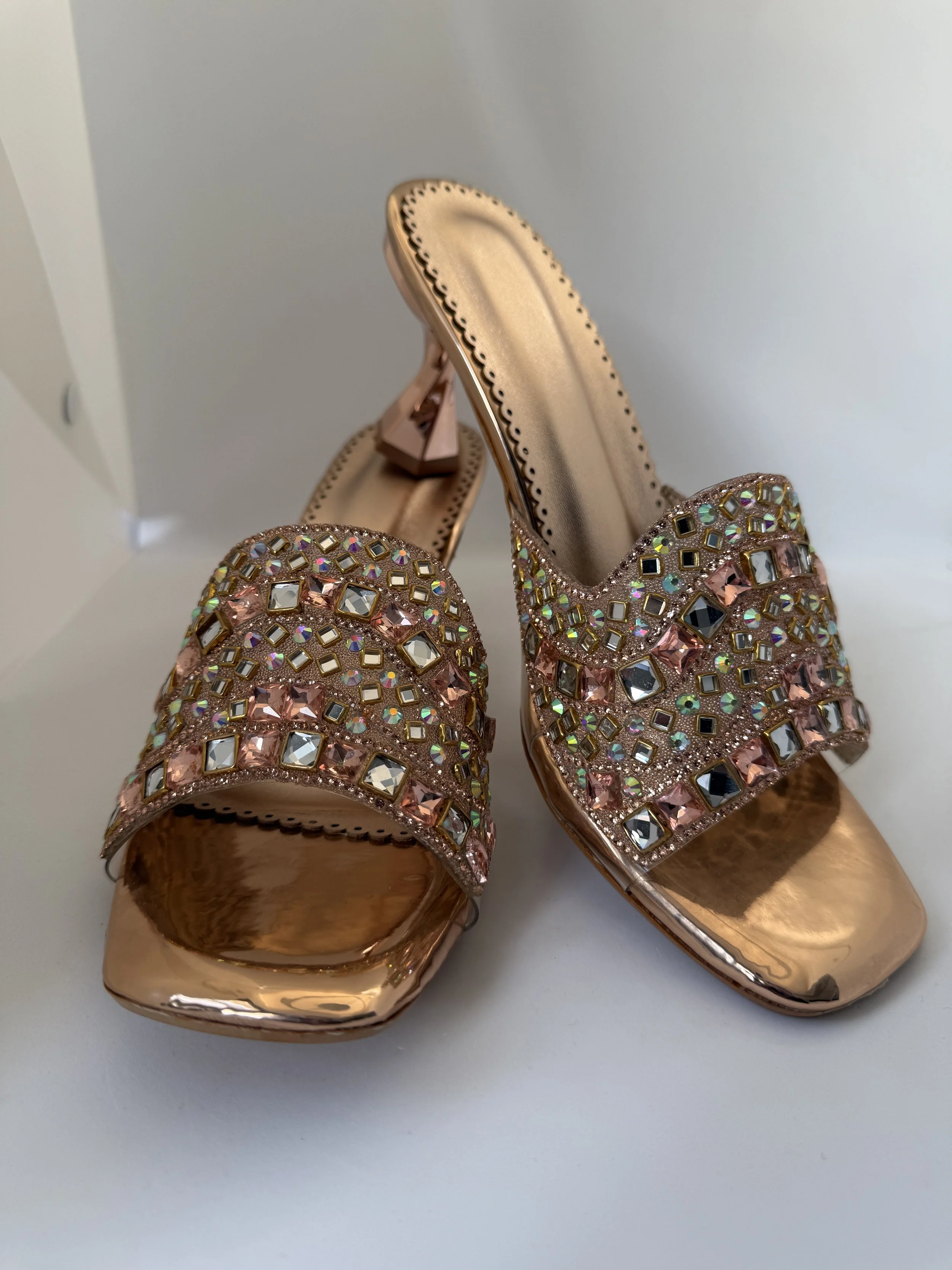 FARA - Embellished Glamour Open-Toe Sandals