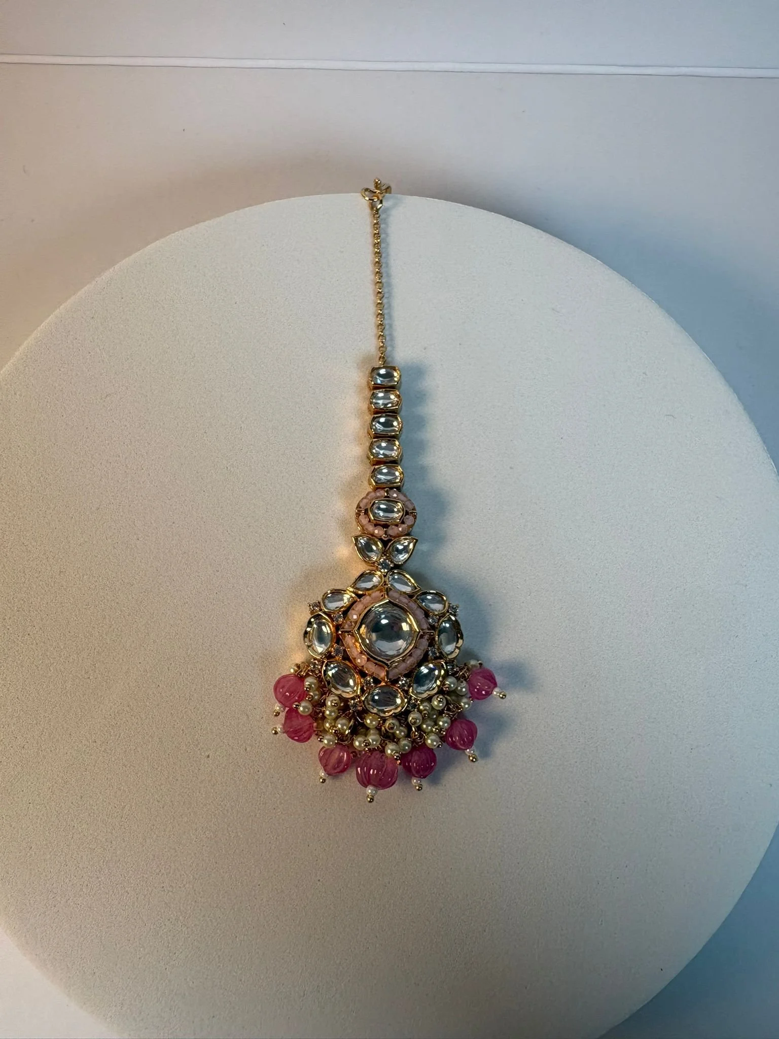 GULNAAR - Elegant Kundan Tikka