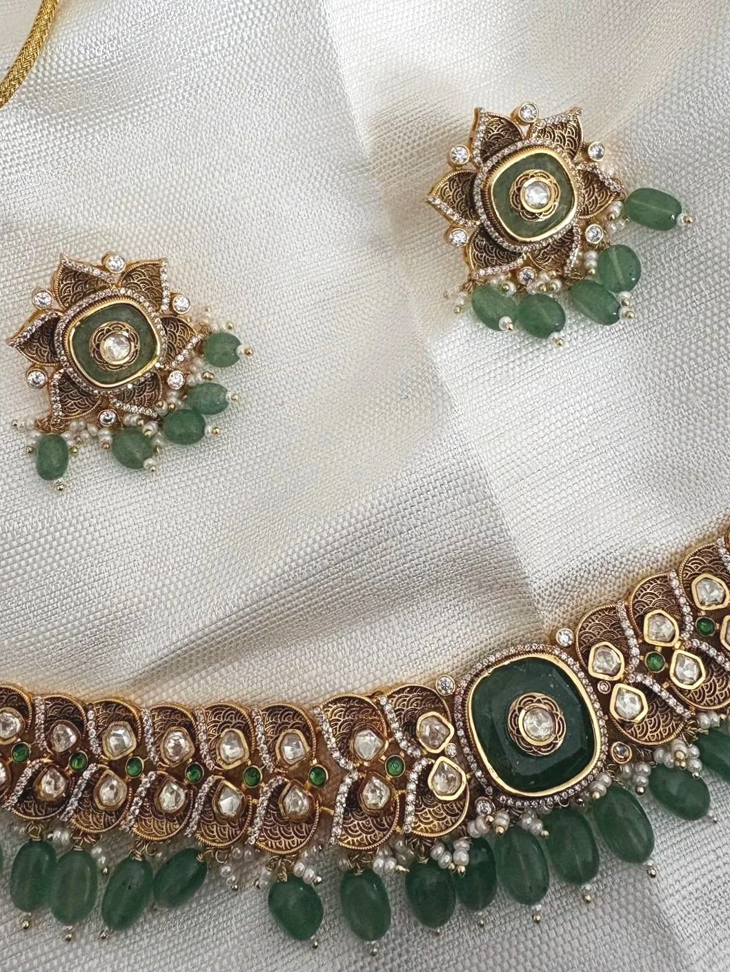 LISA - Majestic Gold & Kundan Stone Jewelry Set