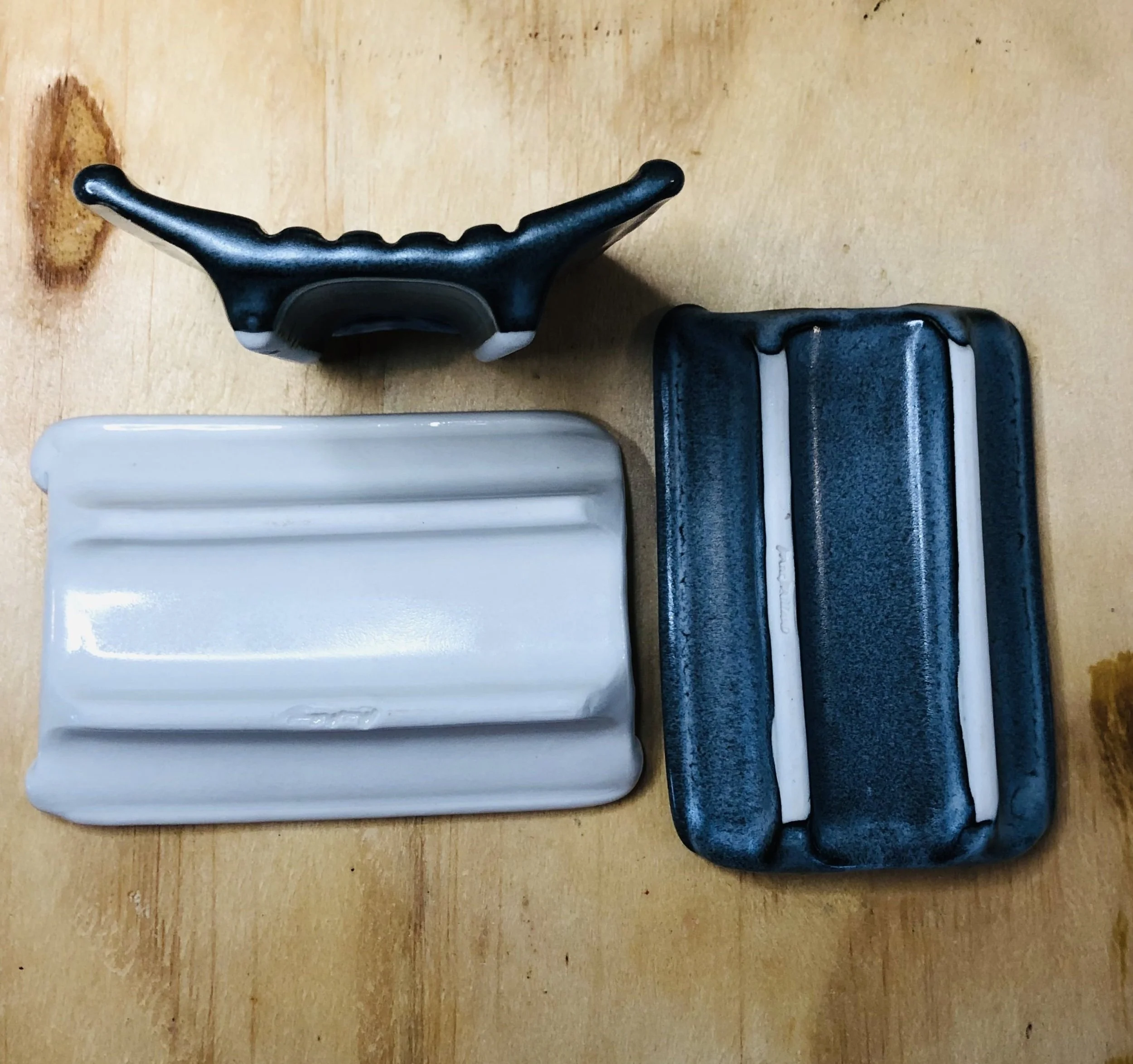 Pottery Soap Dish, MacMillans Pottery Nelson, showing all sides
