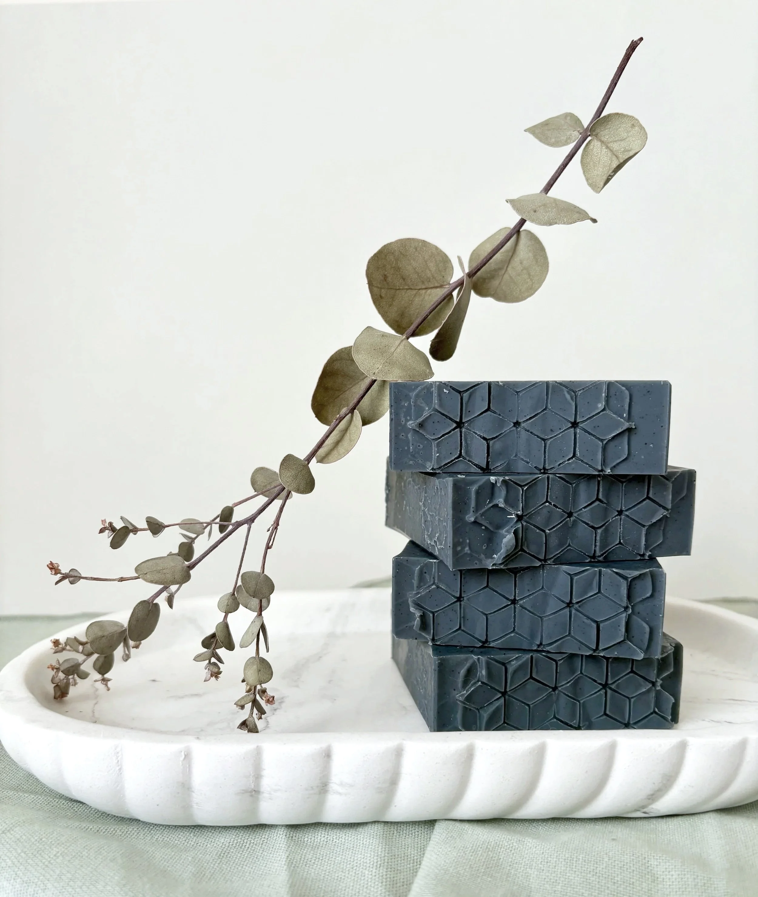 eucalyptus & mint soap with eucalyptus leaves
