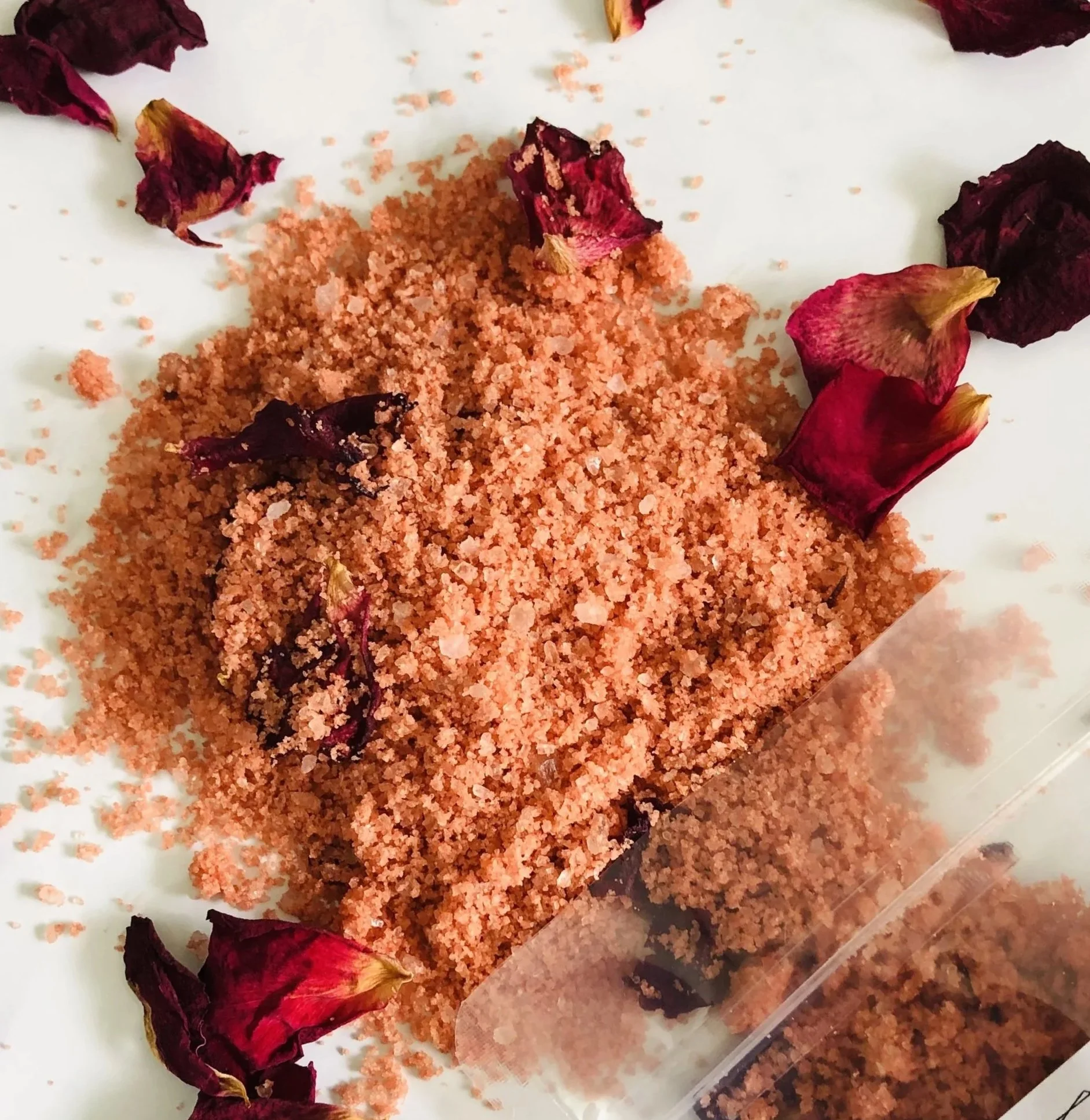 Rose+%26+Coconut+Milk+Bath+Salts+.jpg