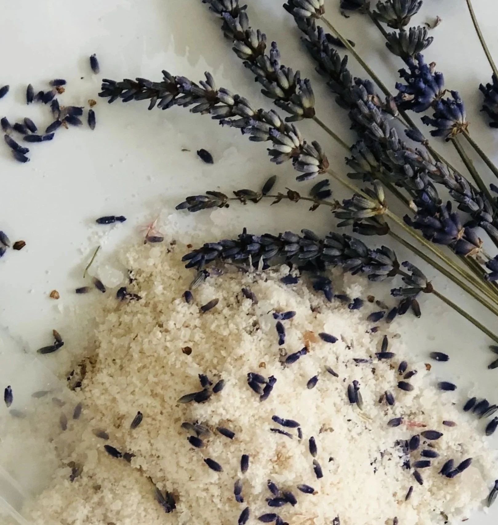 Lavender%2BDreams%2BBath%2BSalts%2B.jpg