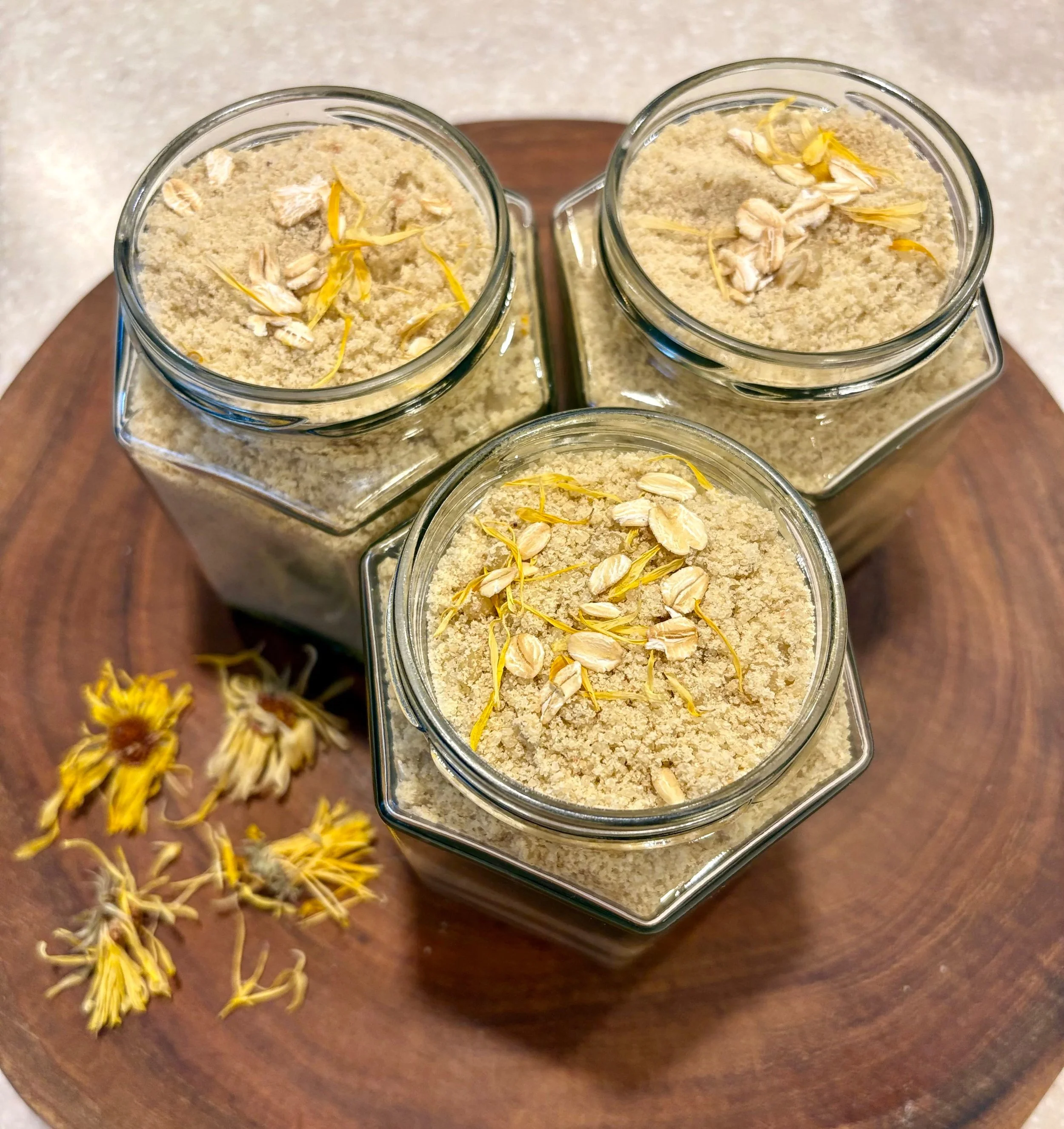 Wild Māra Natural Soaps and Bodycare New Zealand Calendula & Oats Bath Salts