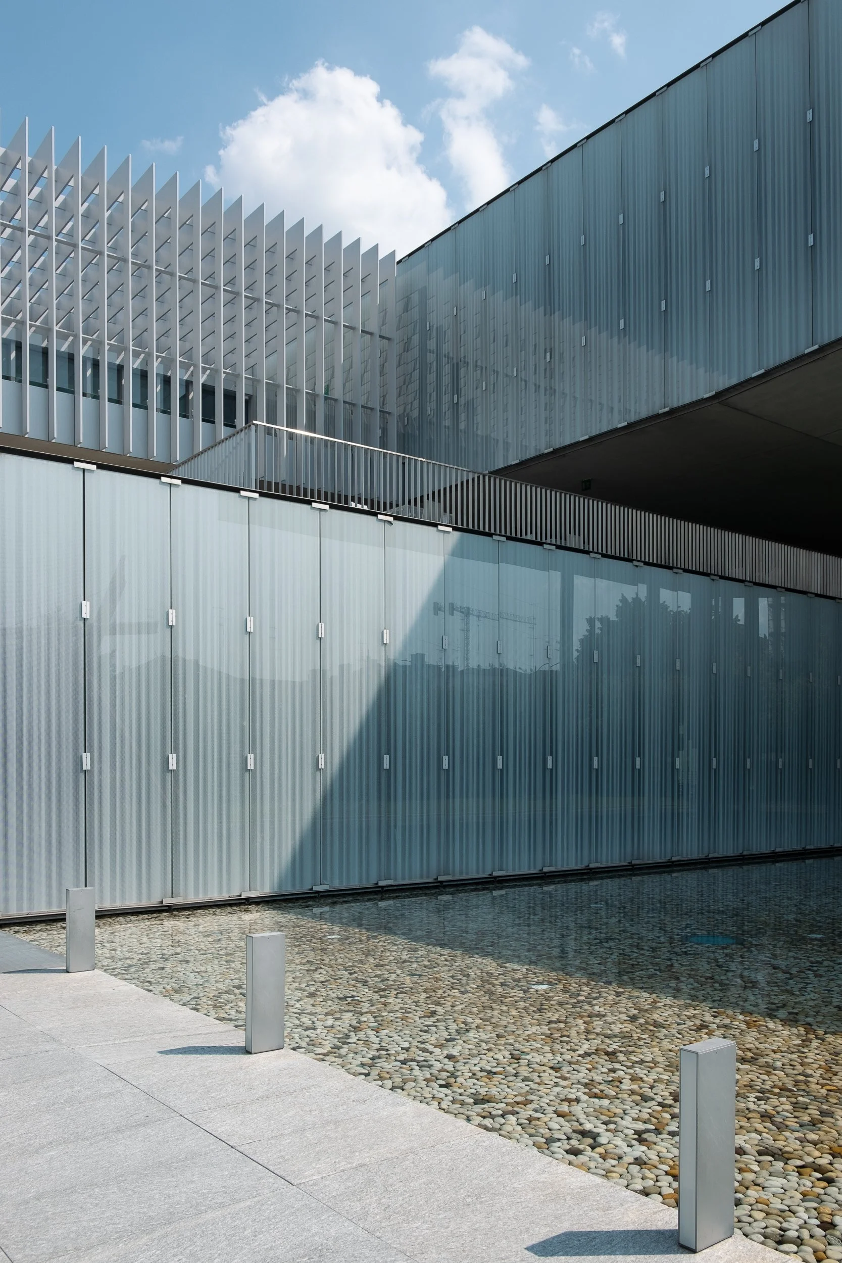 Manifattura di Arti, Sperimentazione e Tecnologia (MAST), Bologna – architecture photography by Marcello Frontini