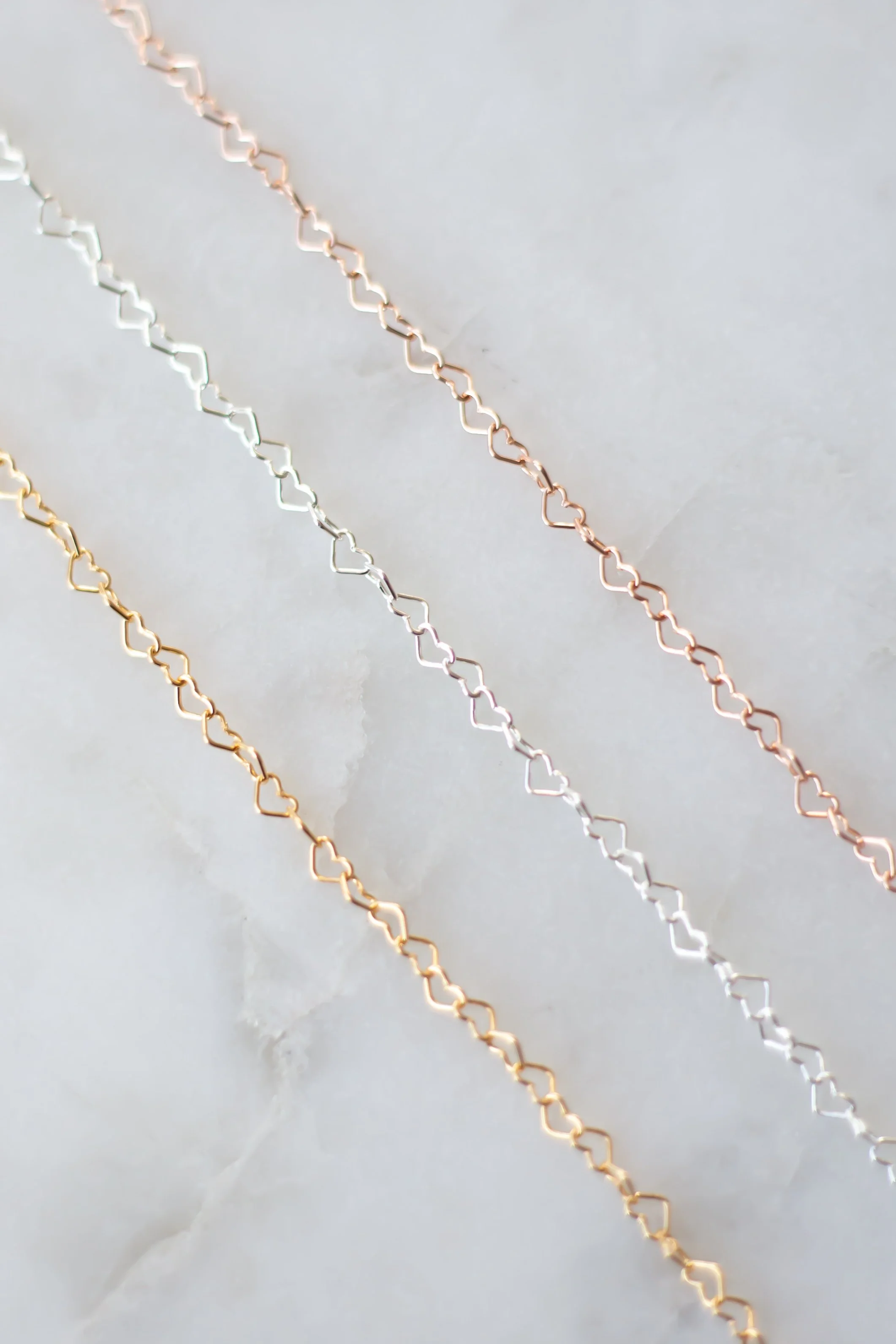 CUPID - DAINTY CHAIN