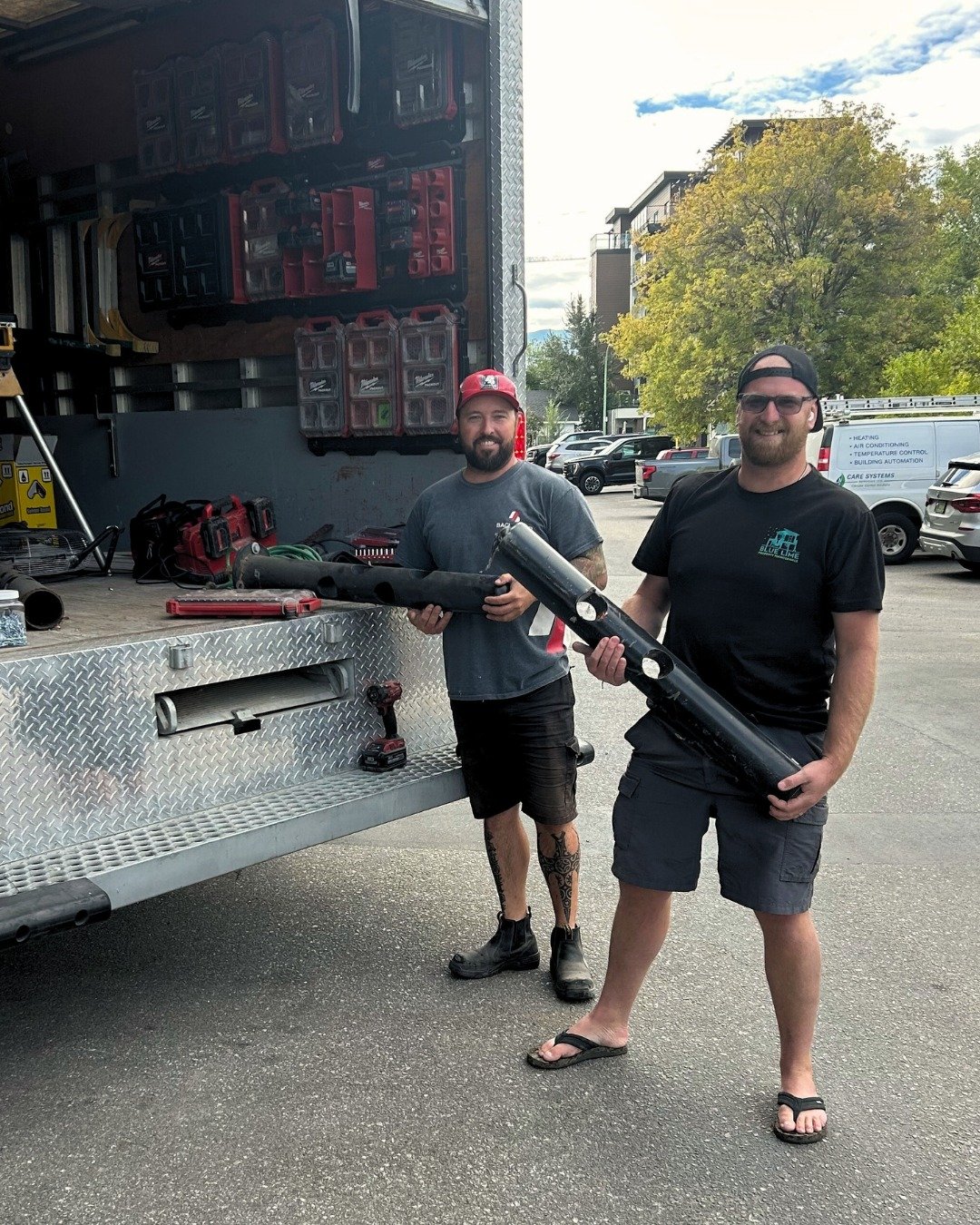 Some jobs take a full team to get right &mdash; and that&rsquo;s exactly how we like it.

Behind every smooth repair or fast fix, there&rsquo;s a mix of in-house pros and trusted subcontractors who know their craft and have each other&rsquo;s backs.
