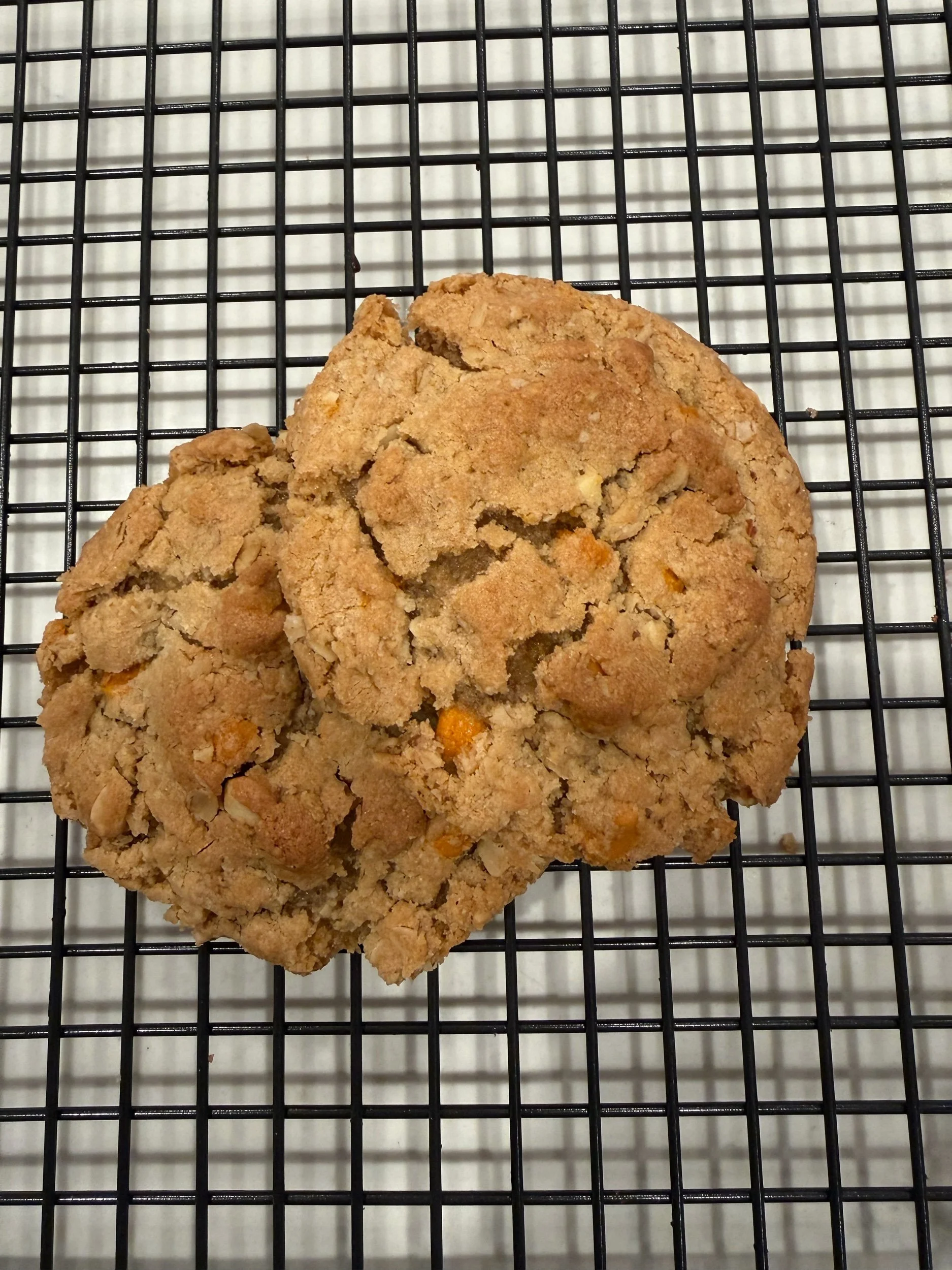 Butterscotch Oatmeal Crumble Cookies