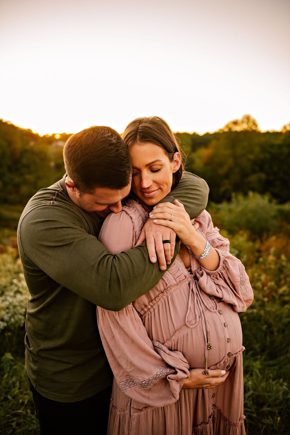 akron-ohio-maternity-family-outdoor-session-lauren-grayson41.jpeg