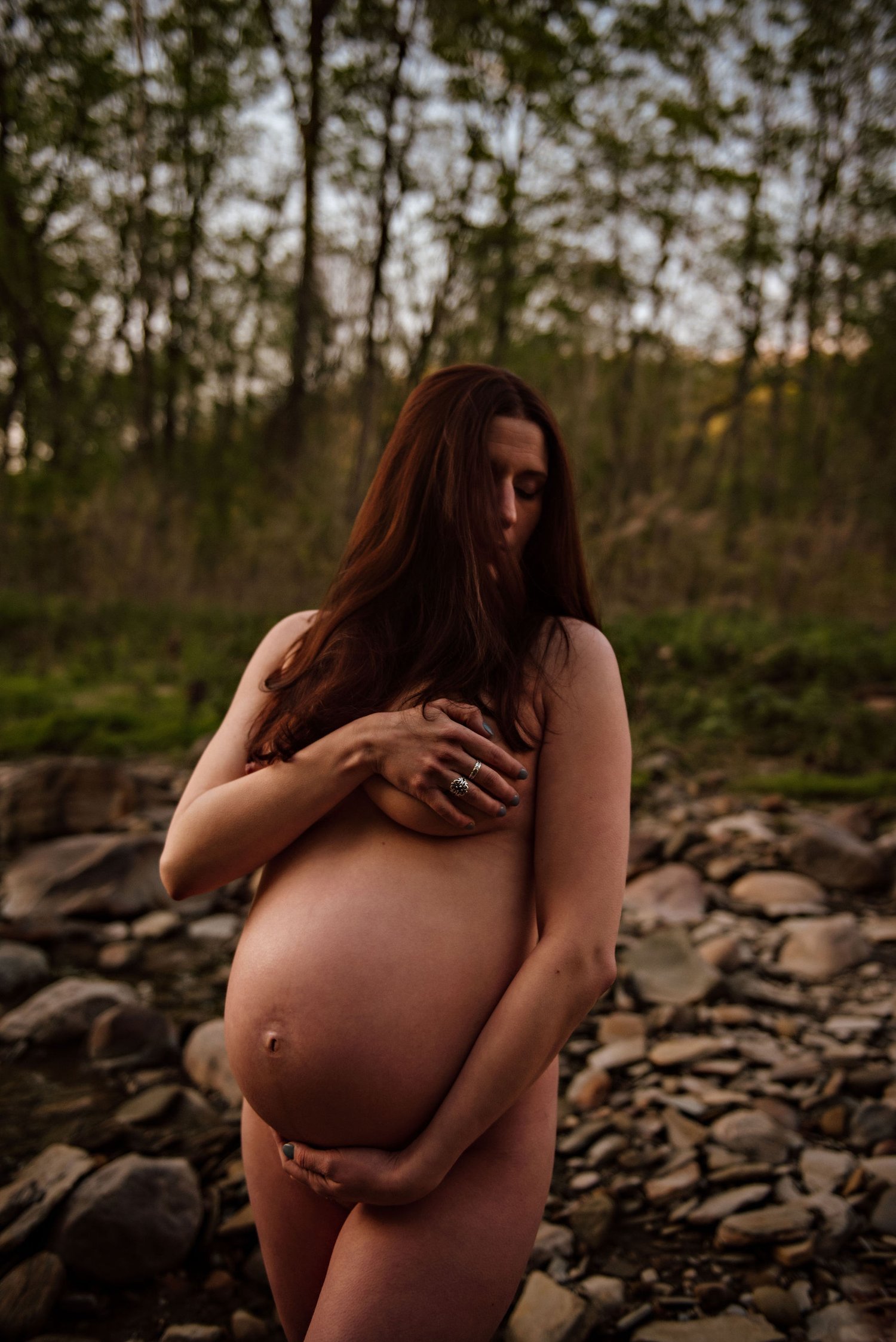 akron-maternity-session-boudoir-nude-photographer-lauren-grayson-19.jpeg