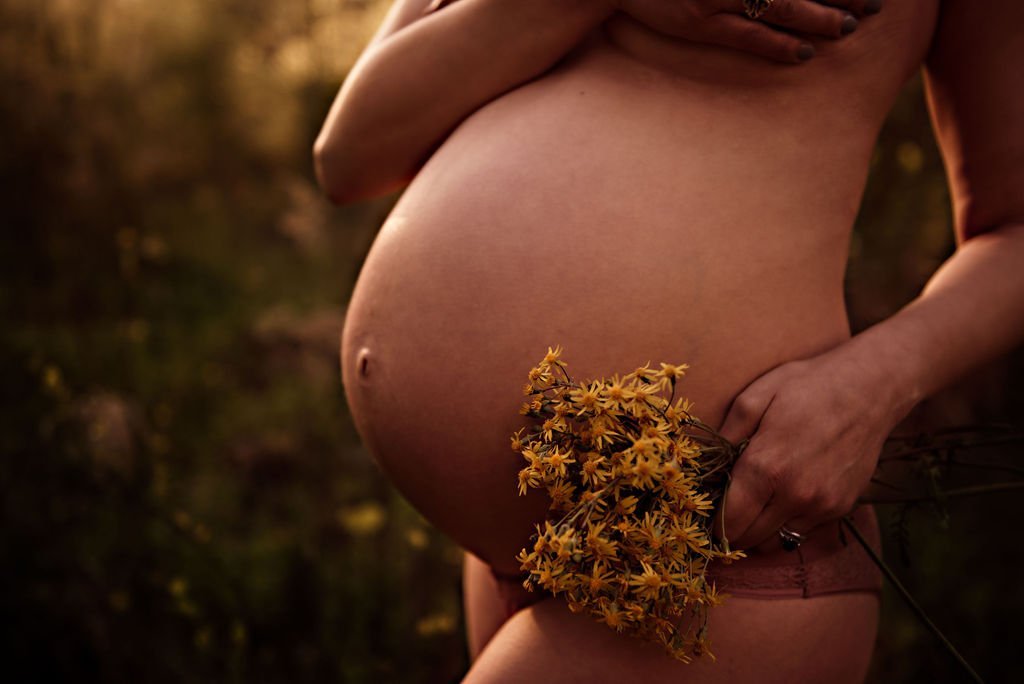 akron-maternity-session-boudoir-nude-photographer-lauren-grayson-114.jpeg