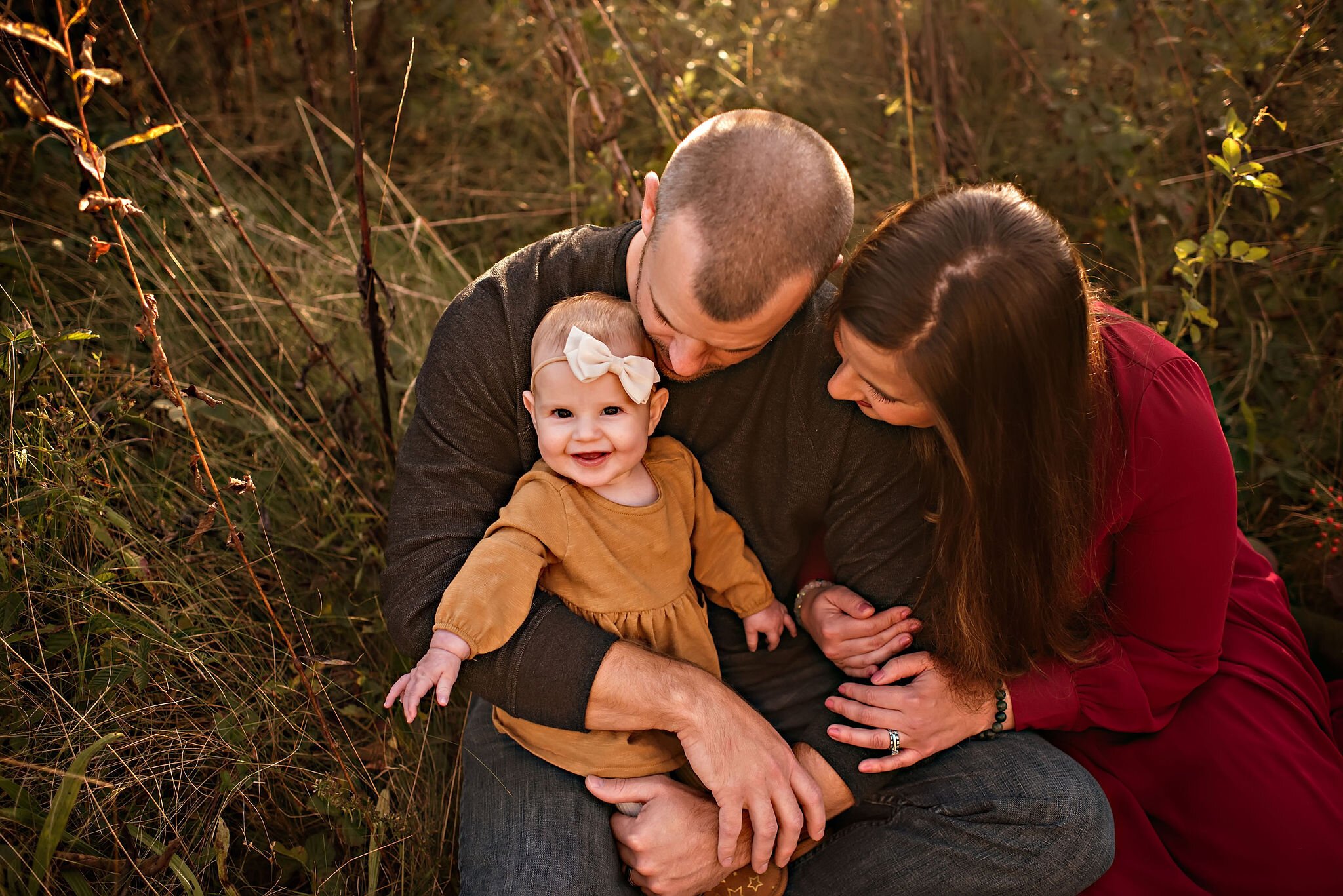 cleveland-ohio-fall-family-photo-session-outdoors-lauren-grayson-photography (2).jpeg