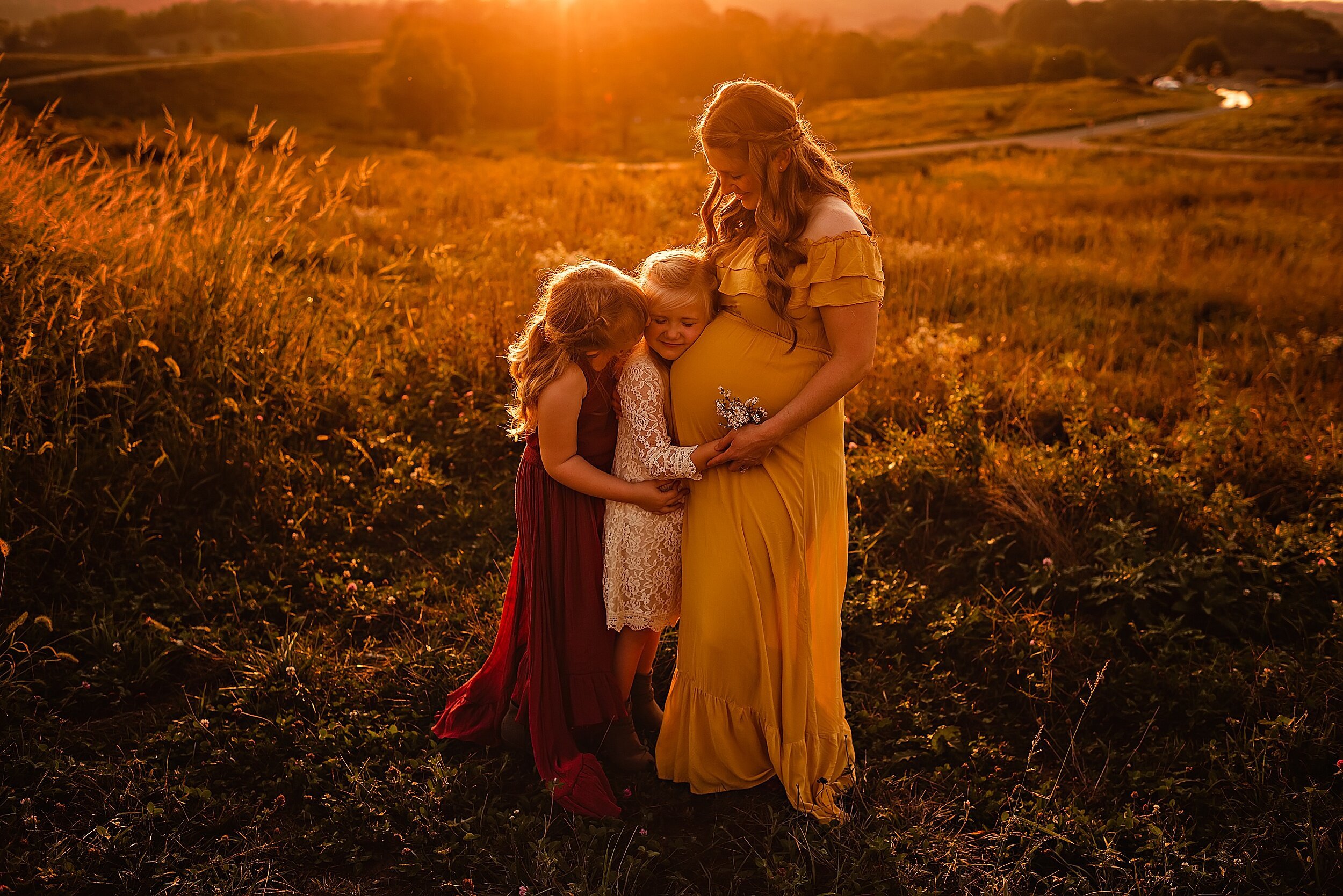 canton-ohio-family-maternity-session-outdoor-sunset-fields-lauren-grayson-photography_0116.jpeg