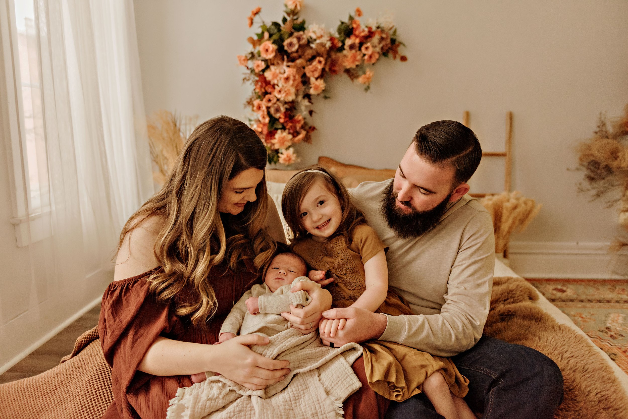 cleveland-ohio-newborn-photographer-lauren-grayson-studio-baby-family-photo-session4.jpg