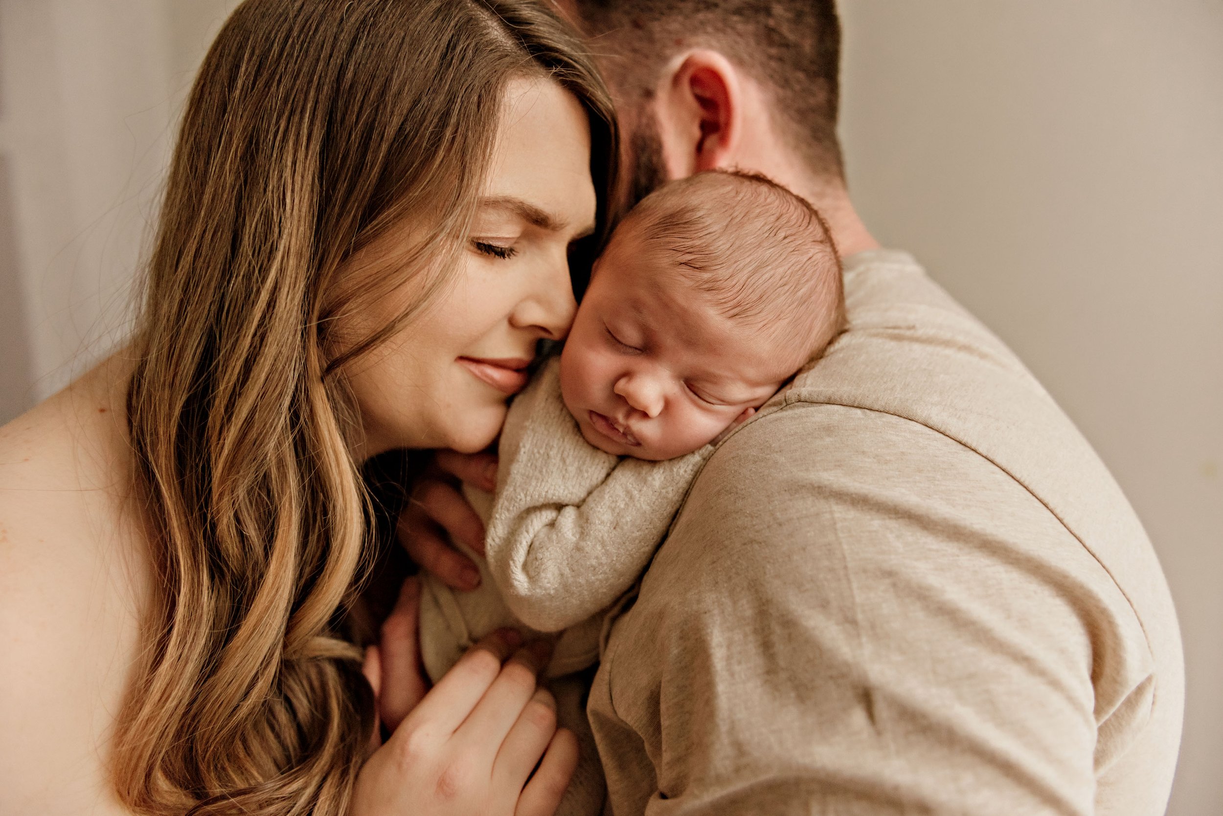 cleveland-ohio-newborn-photographer-lauren-grayson-studio-baby-family-photo-session21.jpg