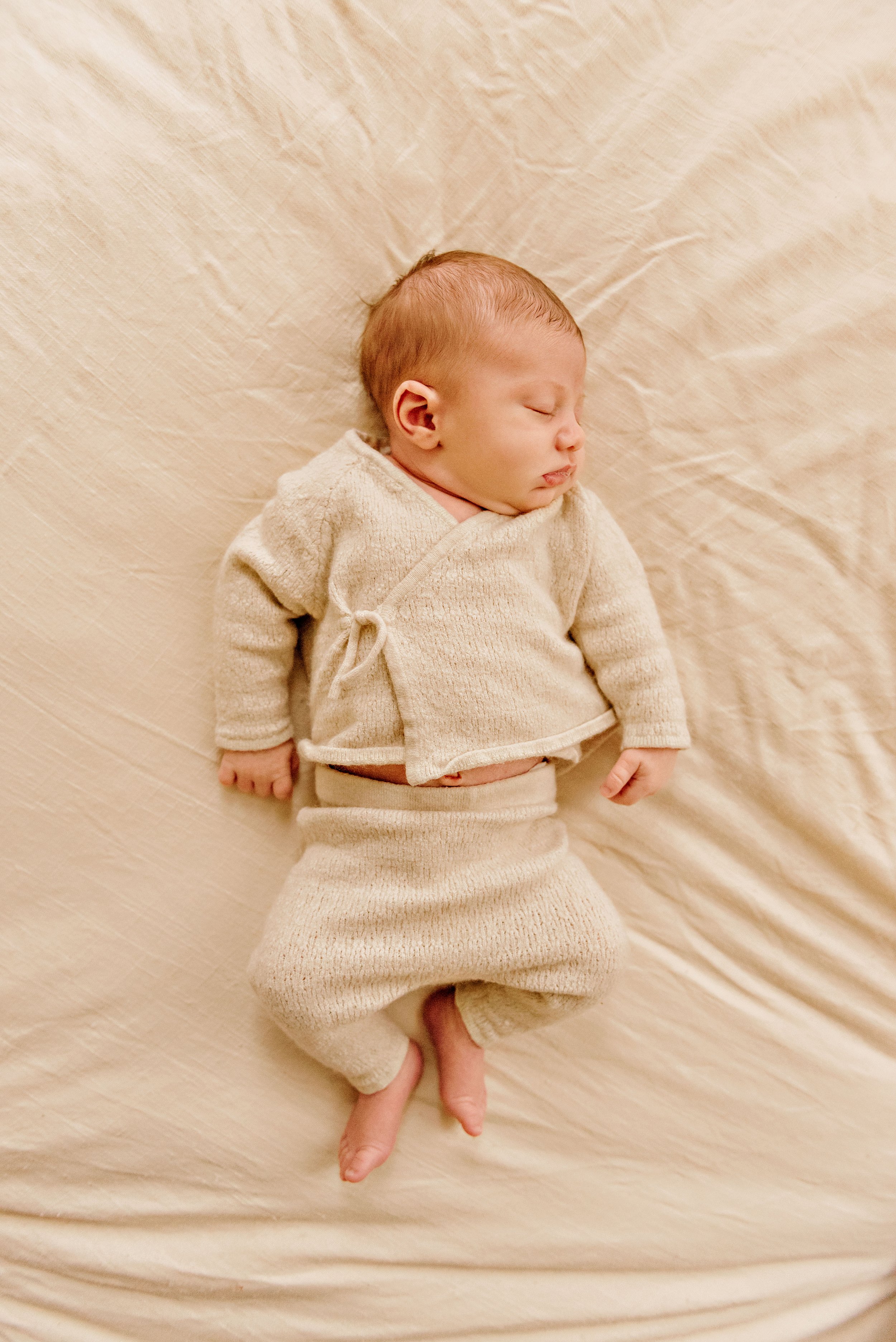 cleveland-ohio-newborn-photographer-lauren-grayson-studio-baby-family-photo-session28.jpg