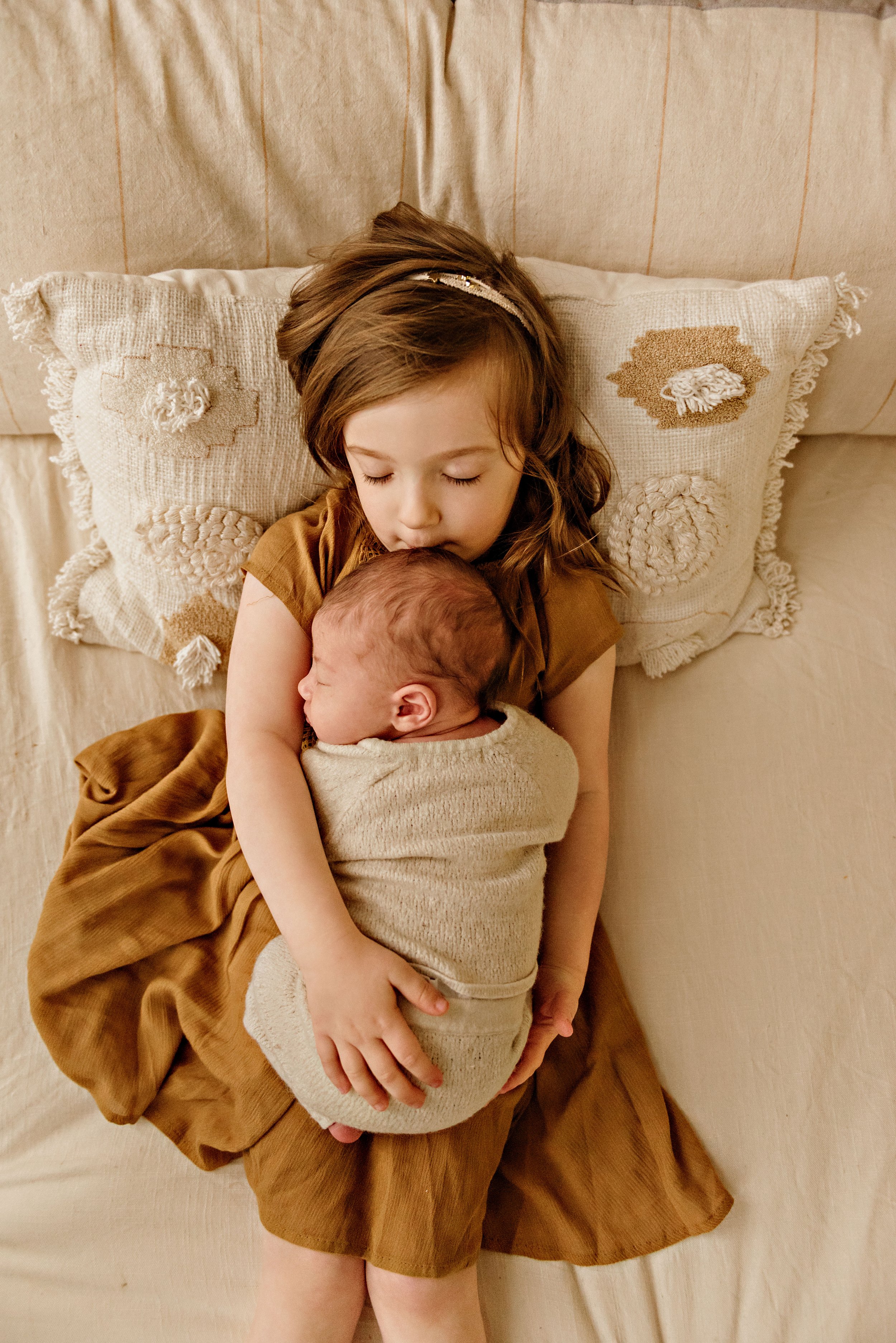 cleveland-ohio-newborn-photographer-lauren-grayson-studio-baby-family-photo-session33.jpg