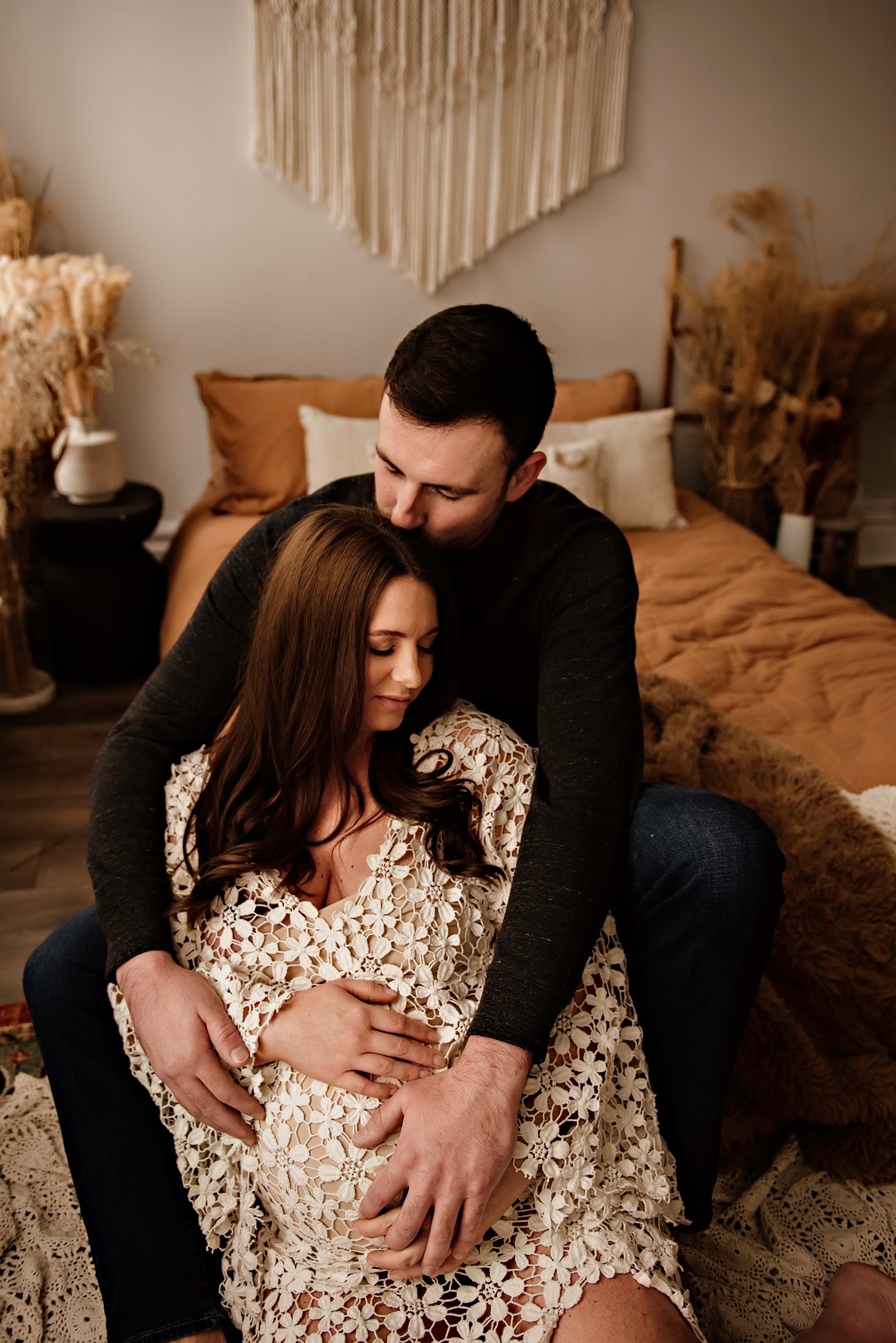 CLEVELAND-maternity-PHOTOGRAPHER-LAUREN-GRAYSON-STUDIO-PHOTo-session4.jpg