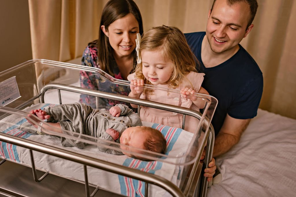 cleveland-ohio-newborn-hospital-family-fresh-48-birth-photographer18.jpg