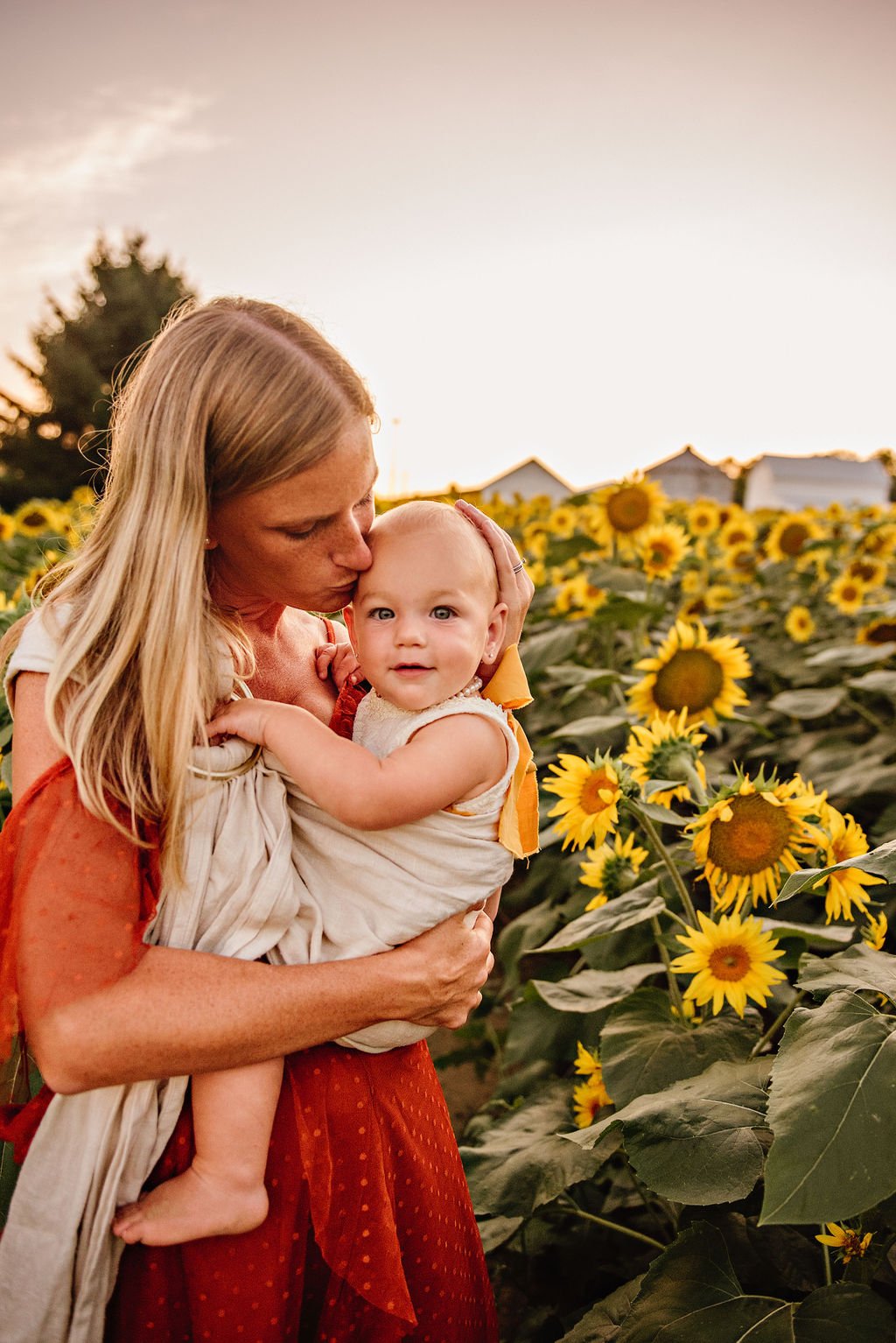 akron-ohio-family-photography-sunflower-field-session26.jpg
