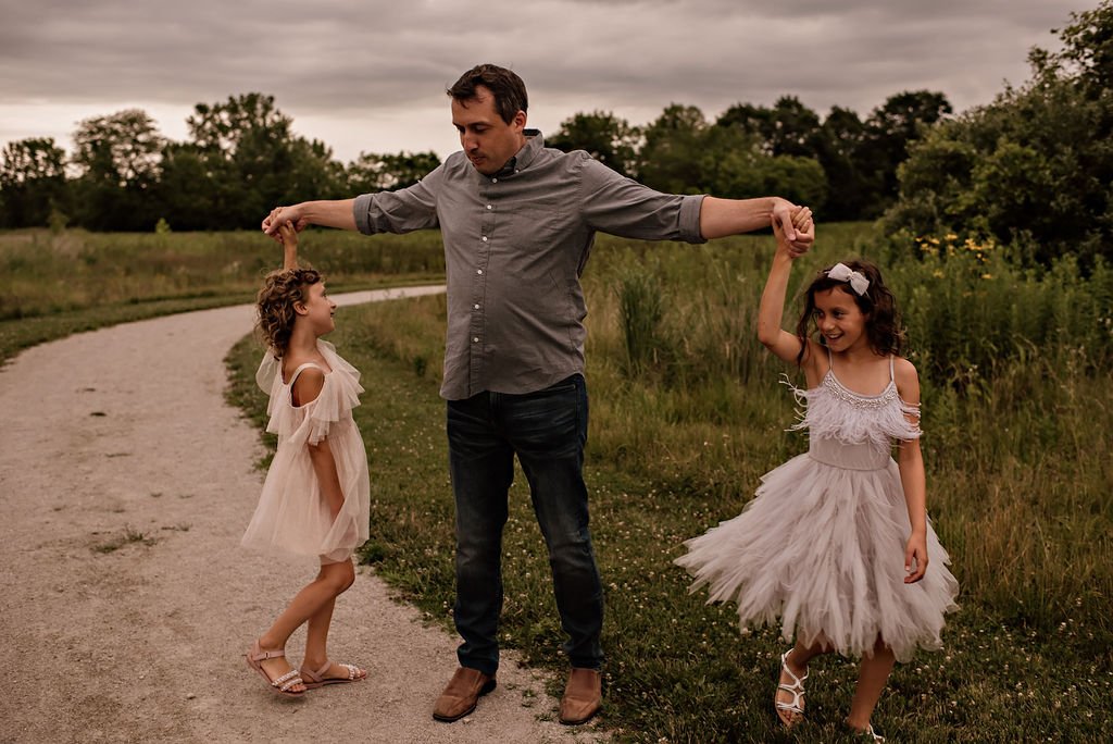 columbus-ohio-family-photographer-outdoor-rain-summer-session12.jpg