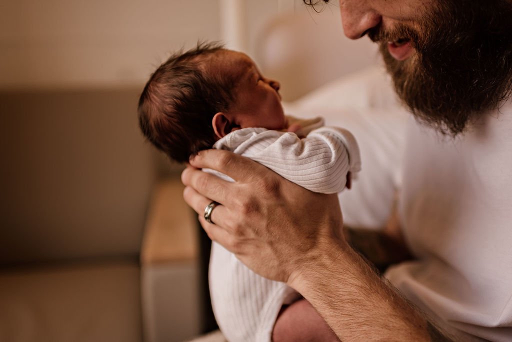 akron-general-cleveland-clinic-maternity-newborn-postpartum-fresh-48-hospital-photo-session10.jpg