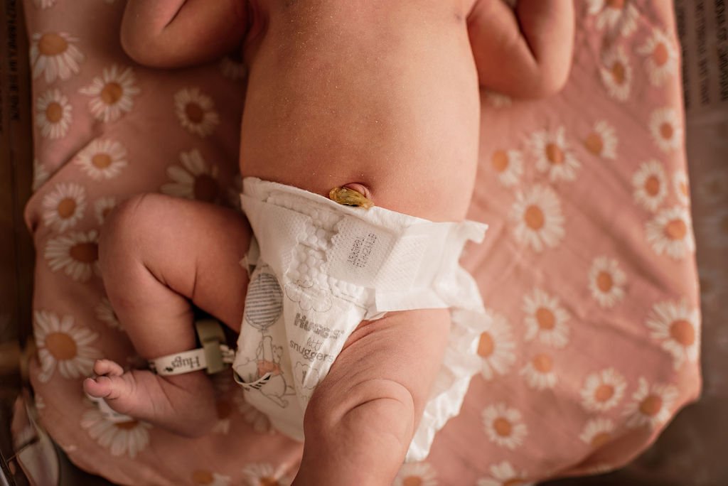 akron-general-cleveland-clinic-maternity-newborn-postpartum-fresh-48-hospital-photo-session48.jpg