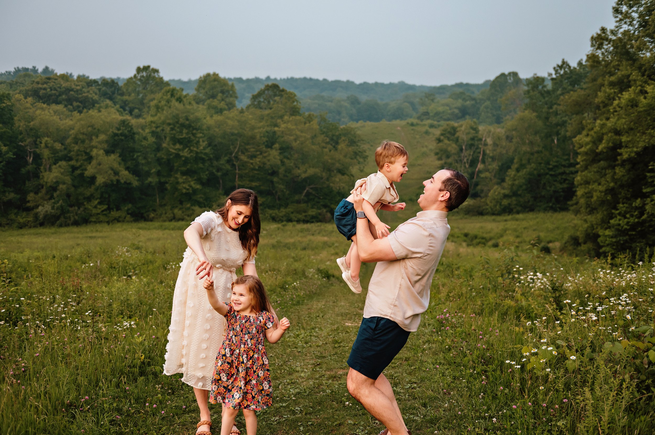 akron-ohio-maternity-family-outdoor-photography17.jpg