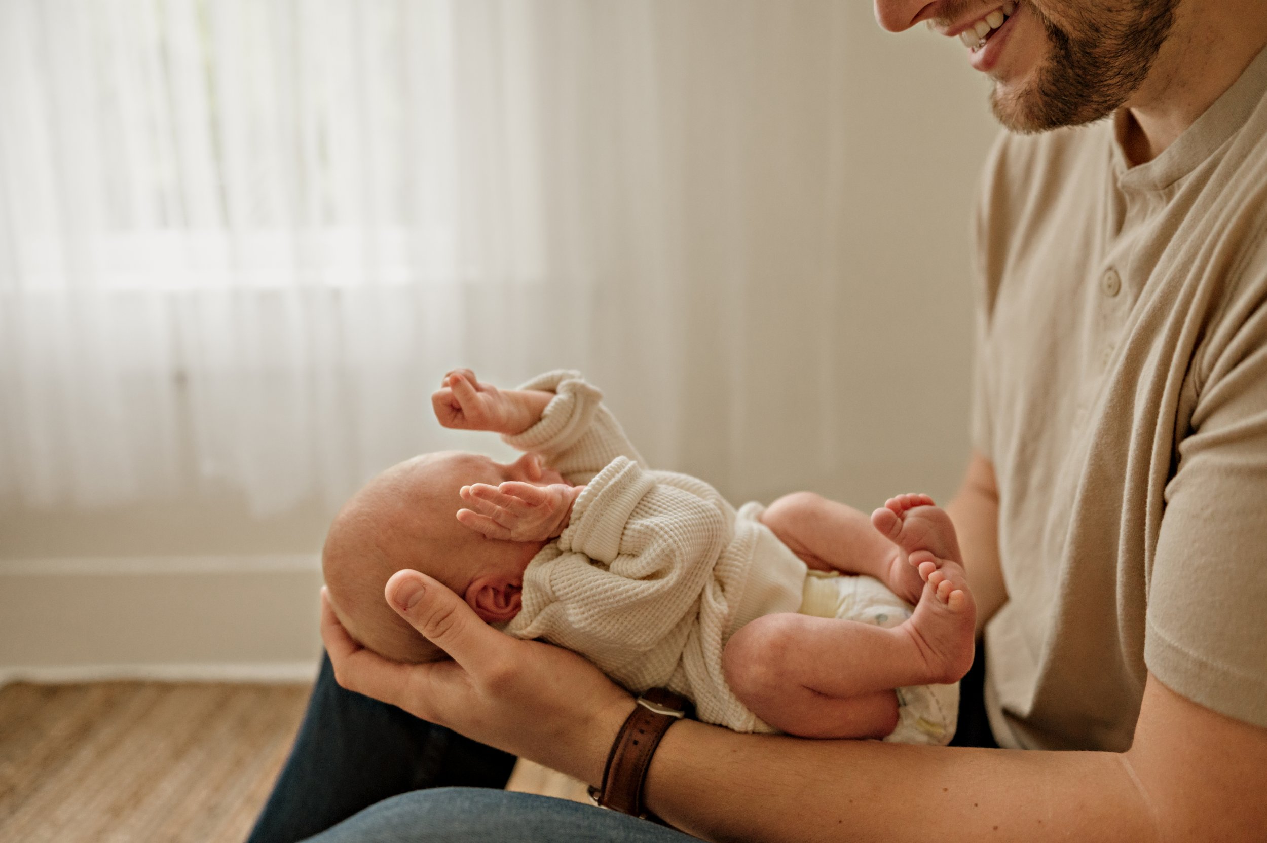 medina-ohio-newborn-photographer-studio-family-session-1.jpg