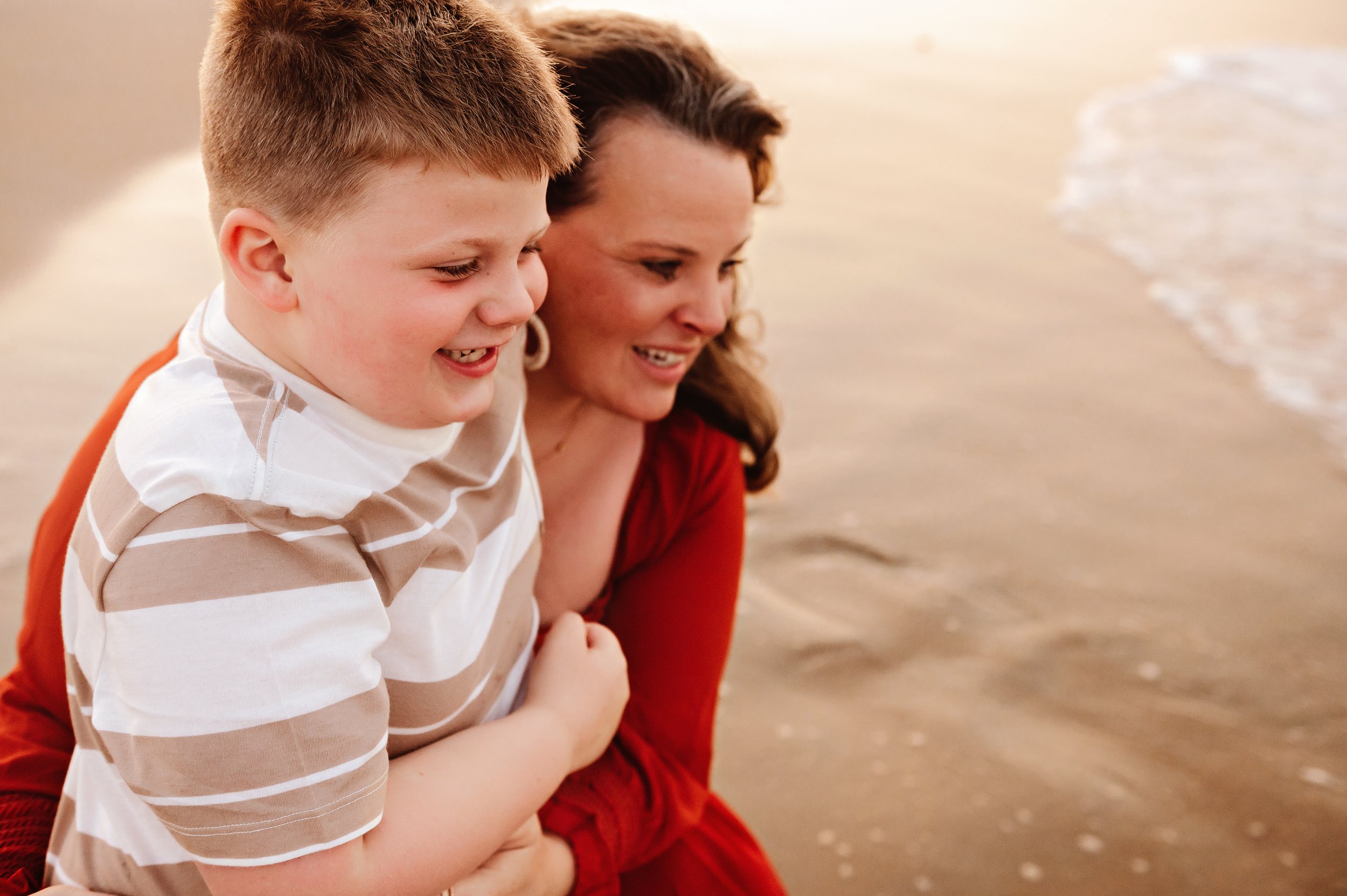 family-photos-beach-outerbanks-north-carolina-26.jpg