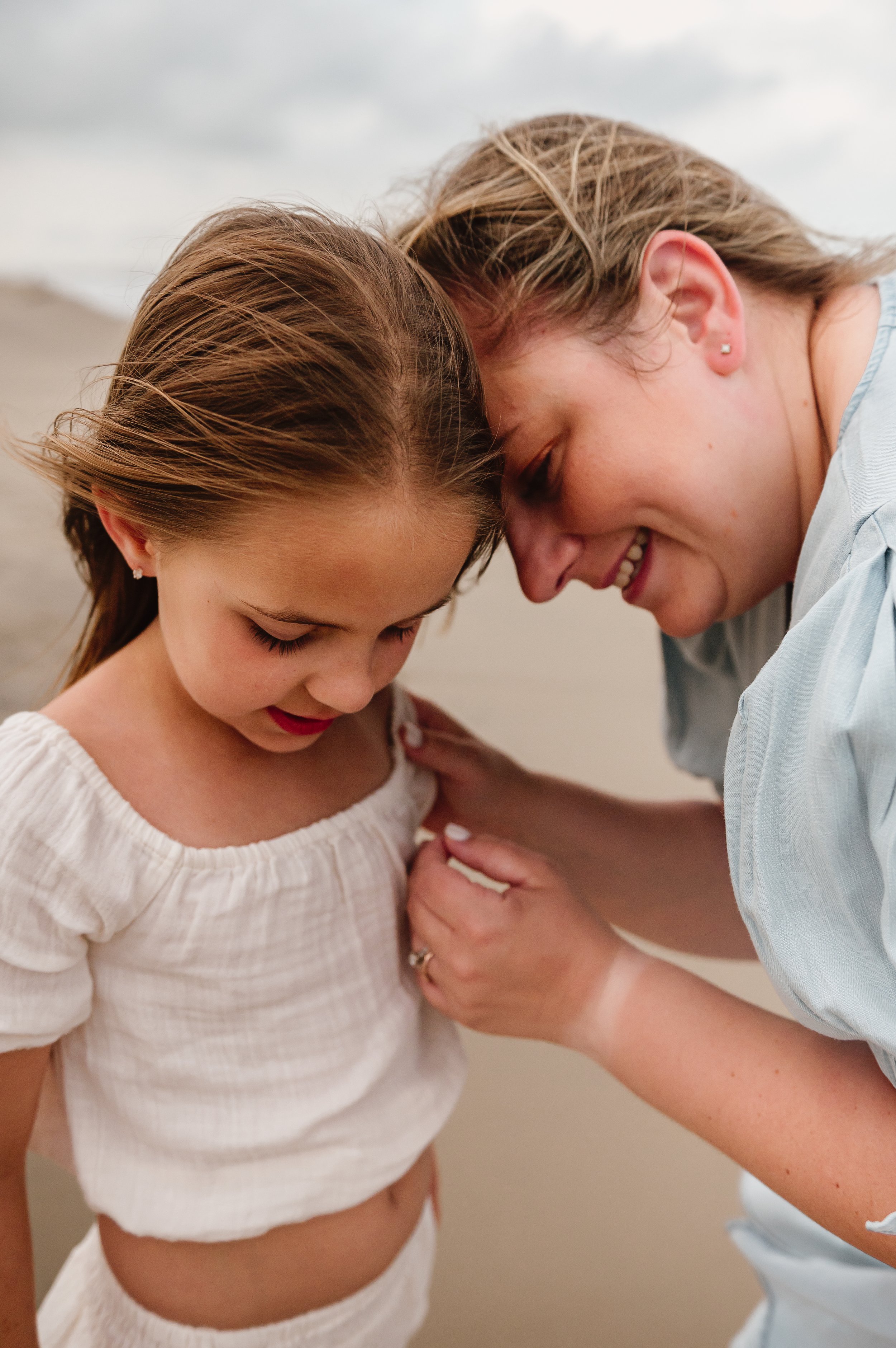 outerbanks-north-carolina-family-photographer-beach-session-11.jpg