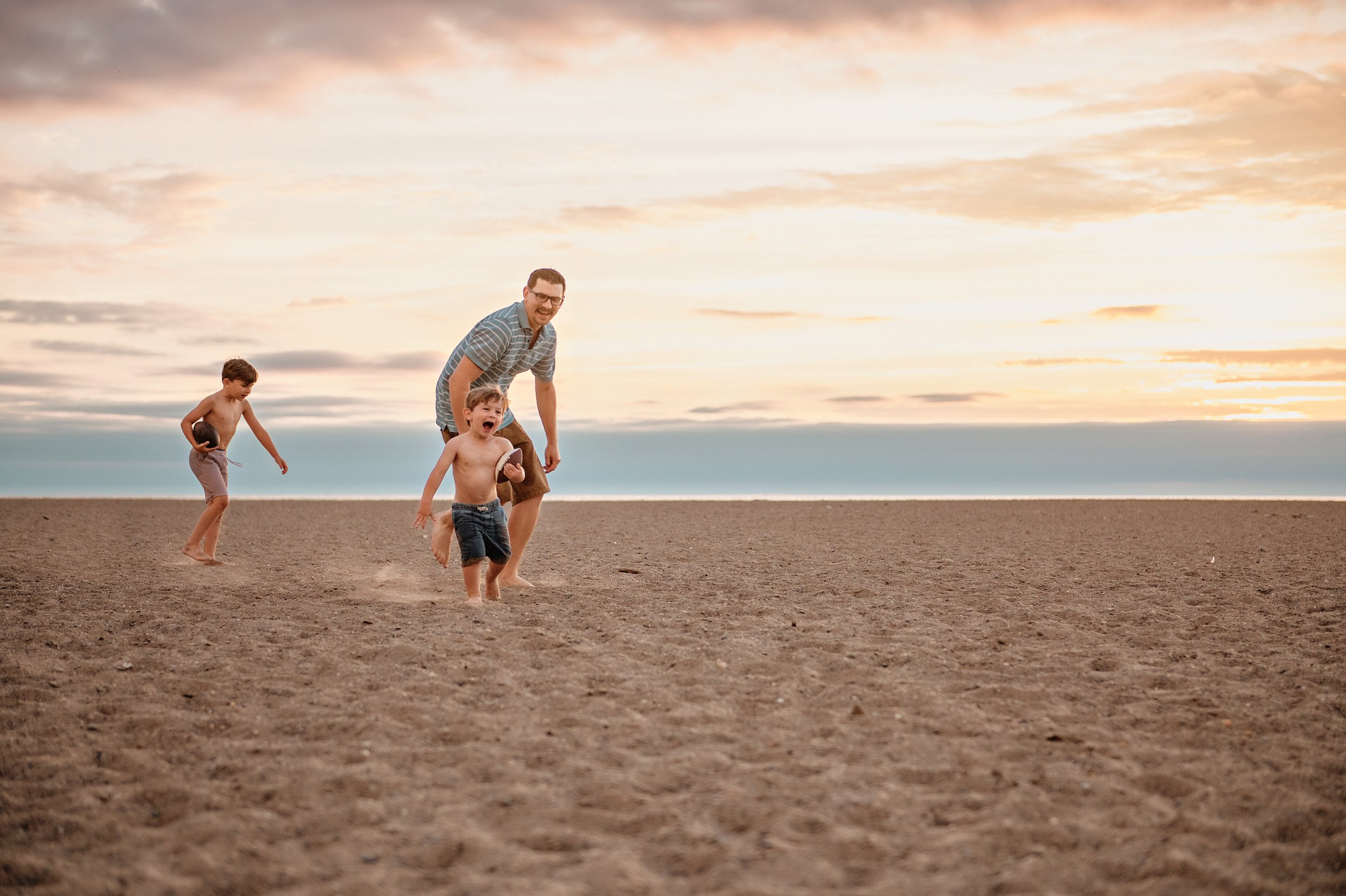 family-lifestyle-photography-session-beach-lake-erie-mentor-headlands-ohio-33.jpg