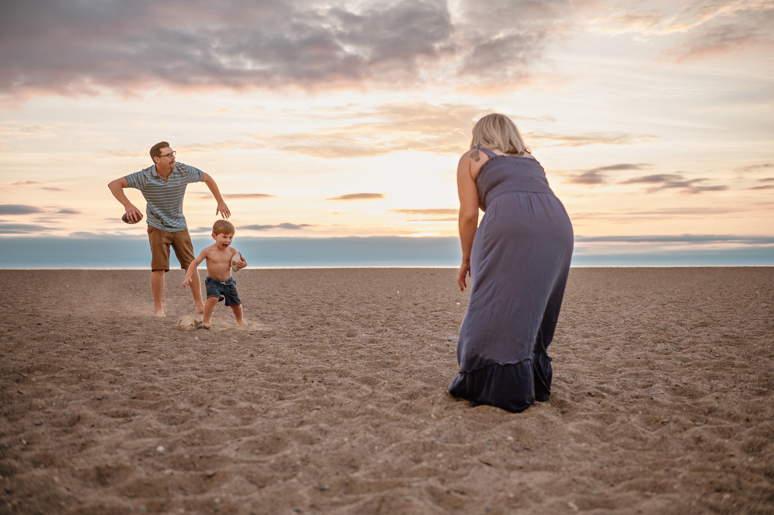 family-lifestyle-photography-session-beach-lake-erie-mentor-headlands-ohio-35.jpg