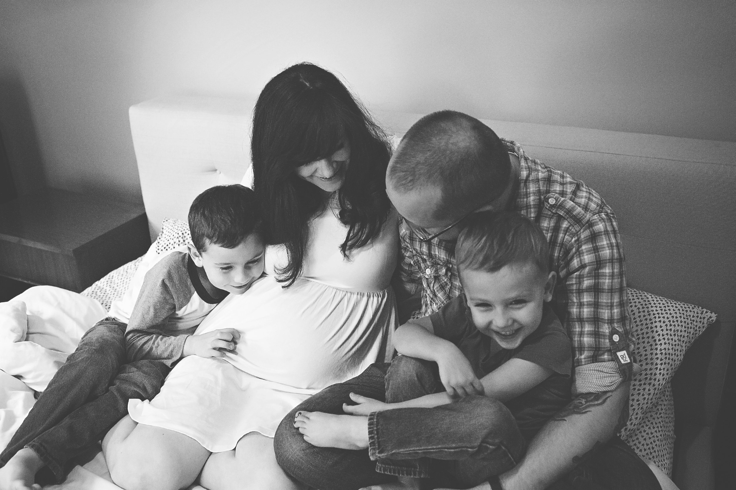 family-maternity-session-wadsworth-ohio-12.jpg