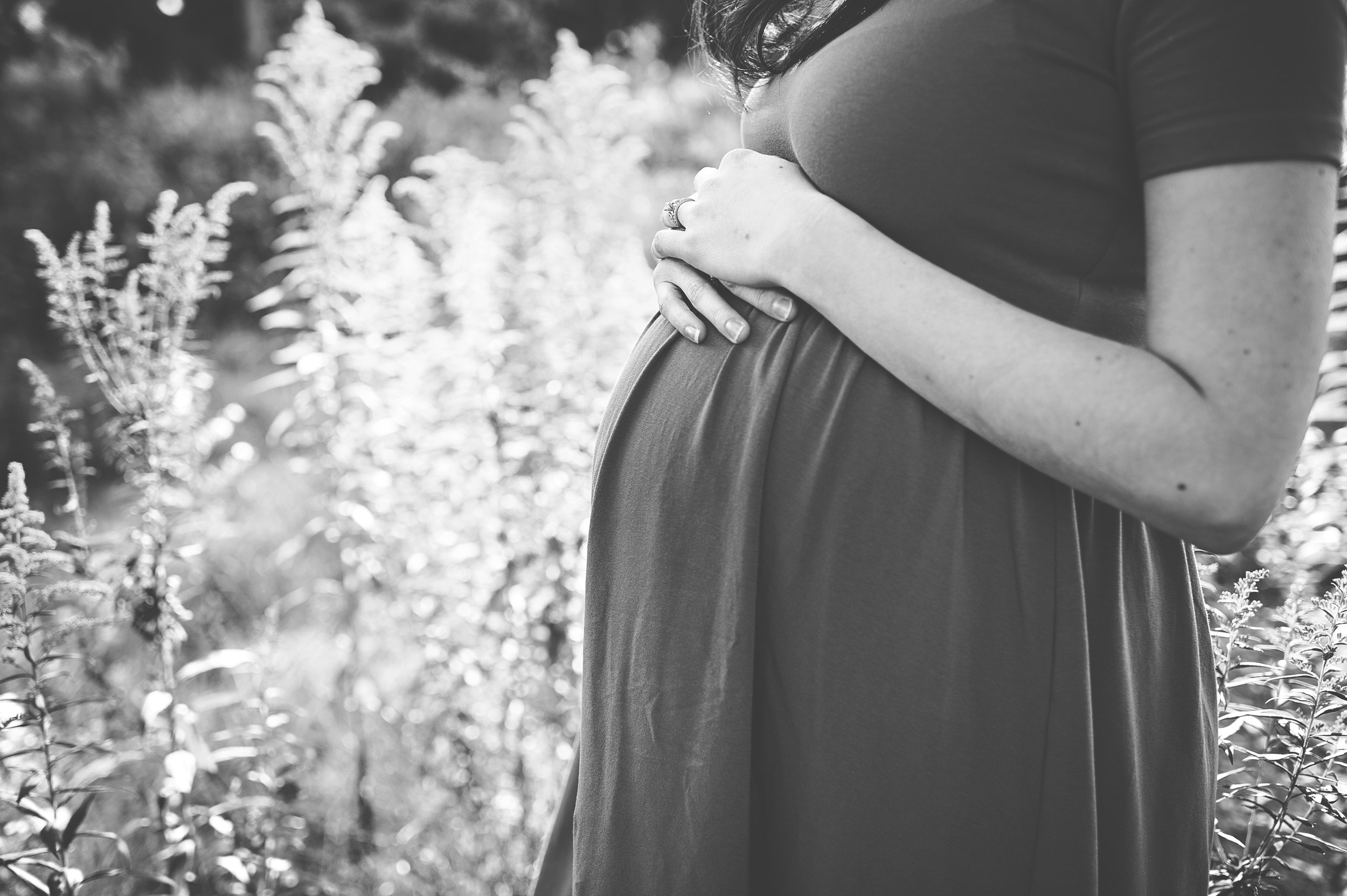 family-maternity-session-wadsworth-ohio-23.jpg