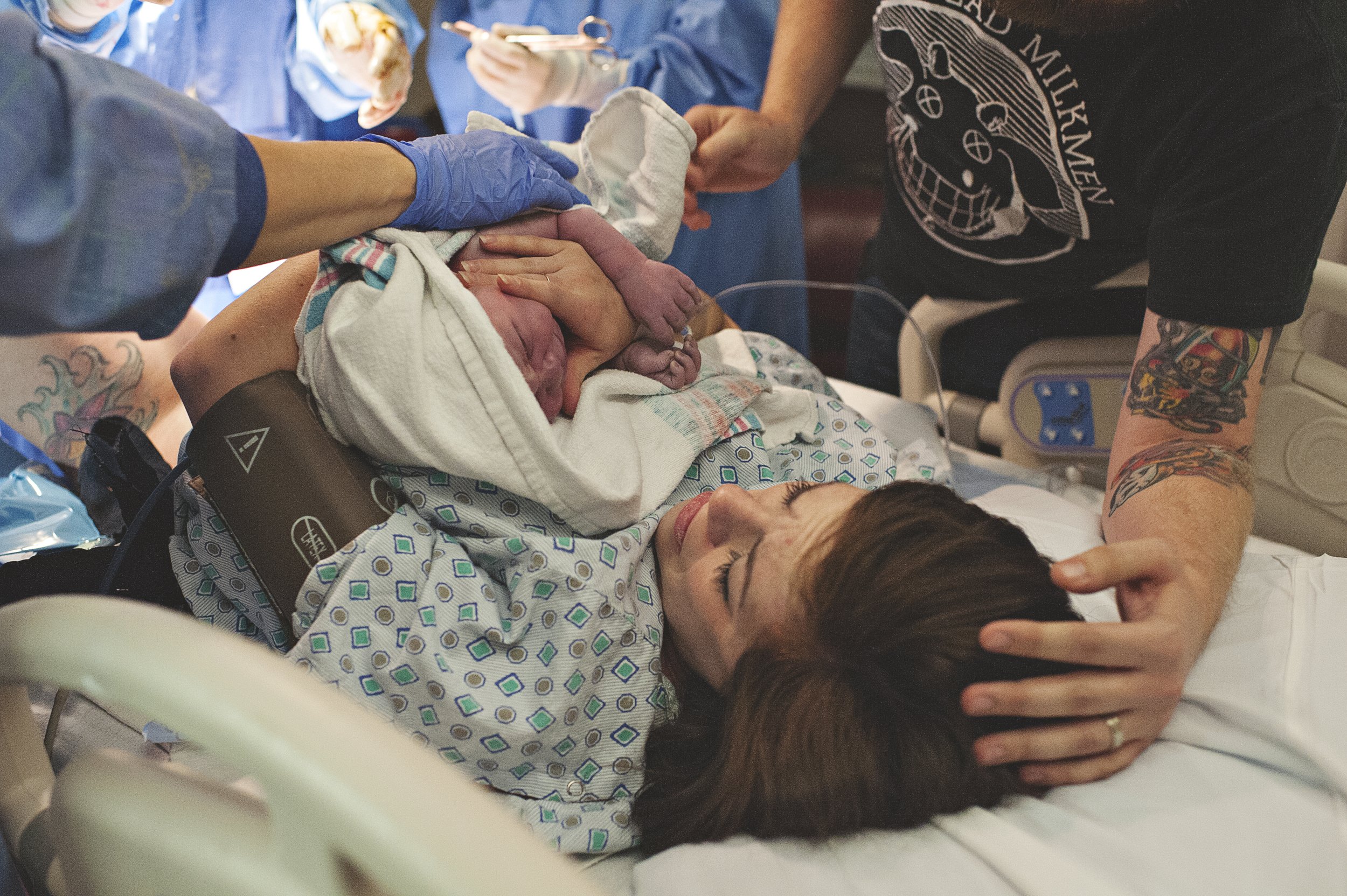 birth-photographer-akron-ohio-hospital-photo-session-26.jpg