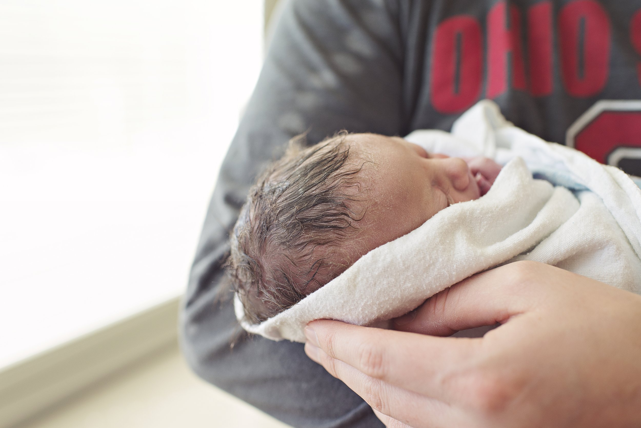 akron-ohio-fresh-48-newborn-hospital-photographer-23.jpg