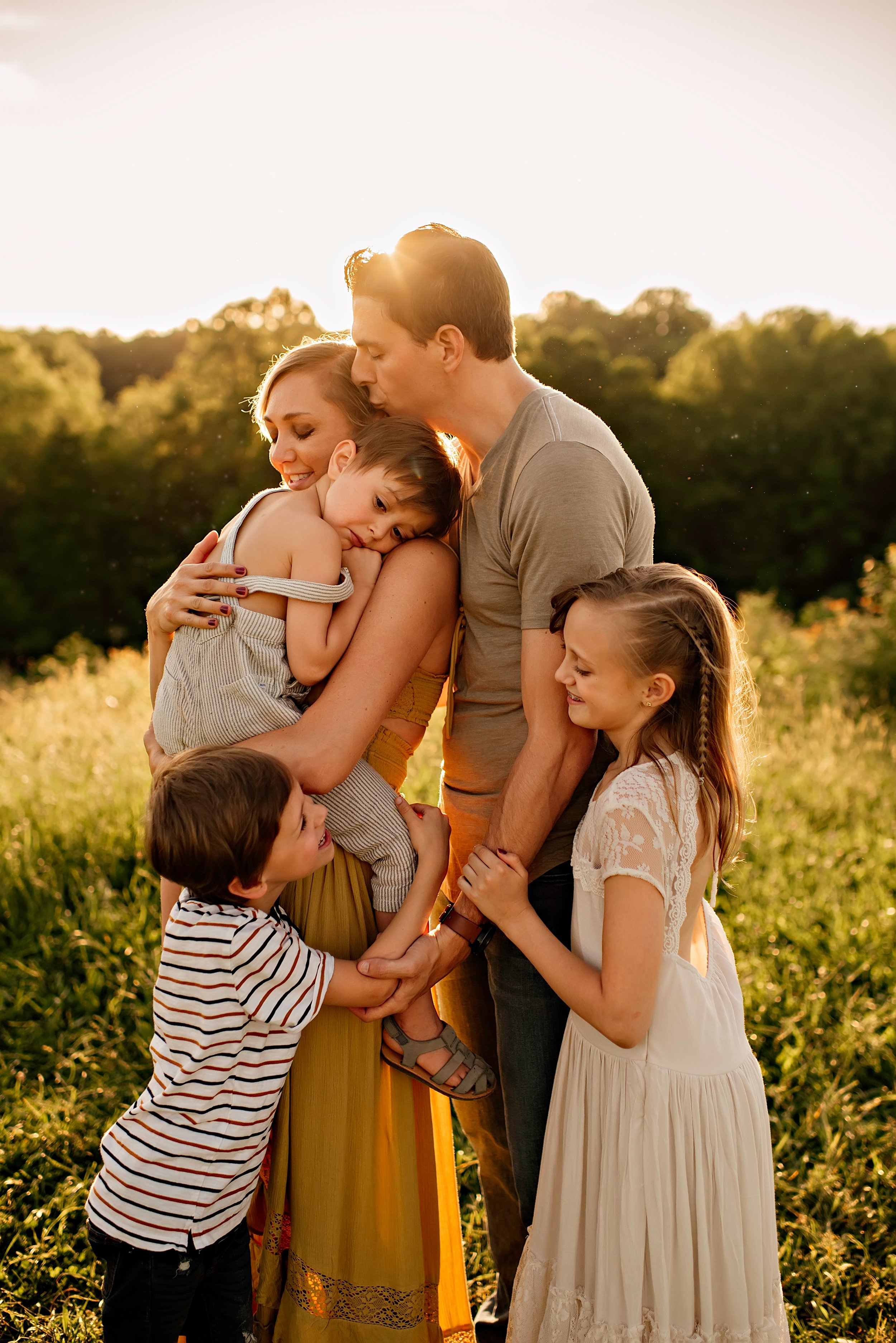 akron-ohio-family-photographer-lauren-grayson-summer-senset-session-18.jpg