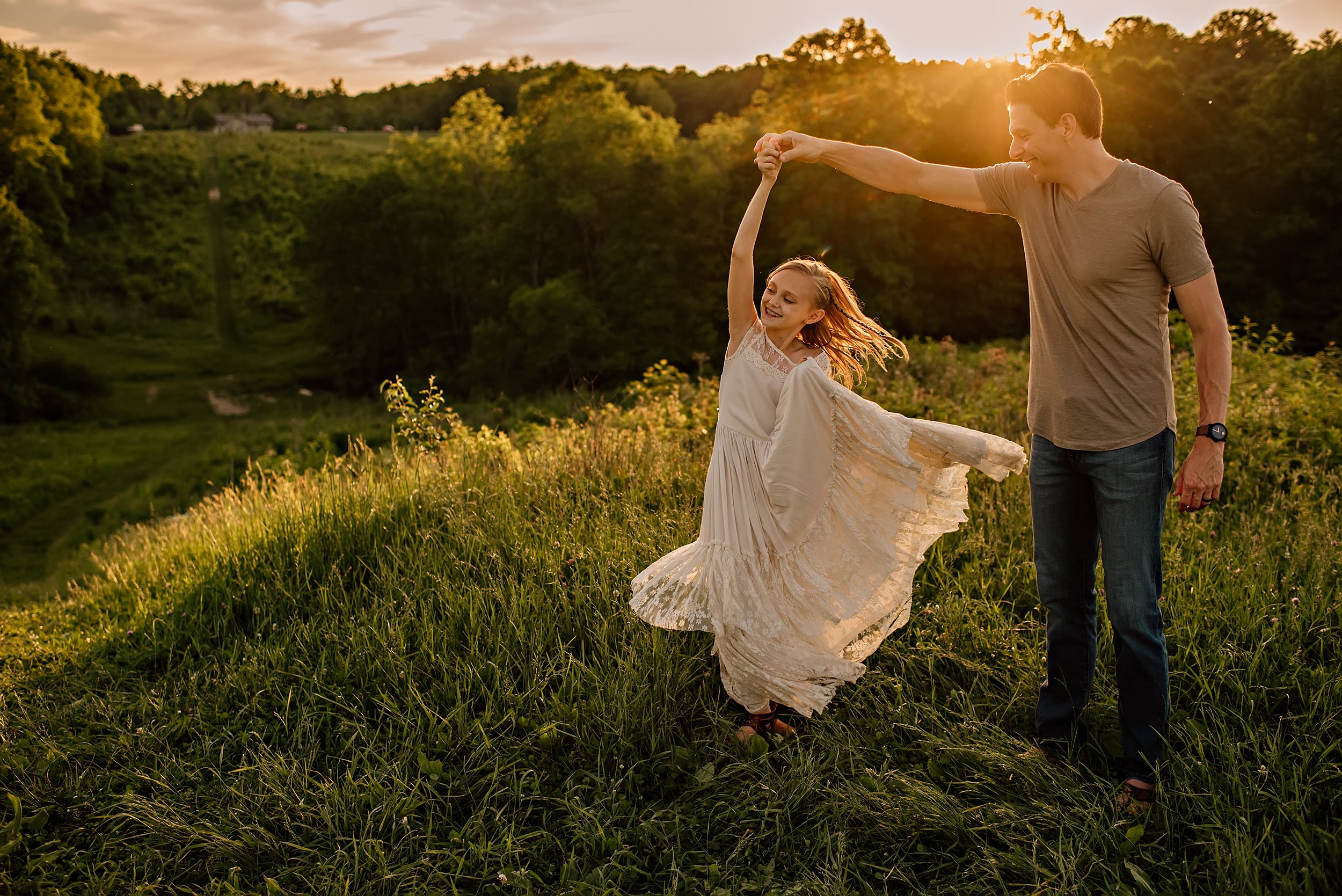 akron-ohio-family-photographer-lauren-grayson-summer-senset-session-24.jpg