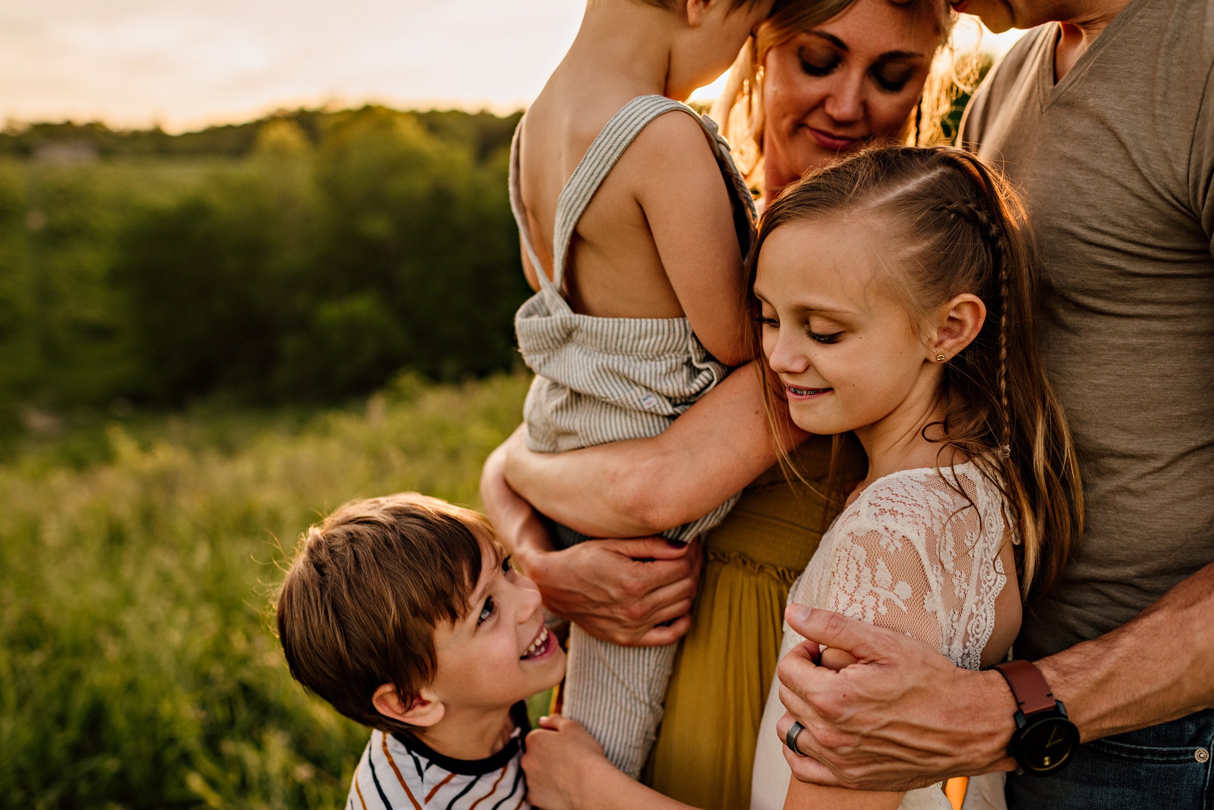 akron-ohio-family-photographer-lauren-grayson-summer-senset-session-30.jpg