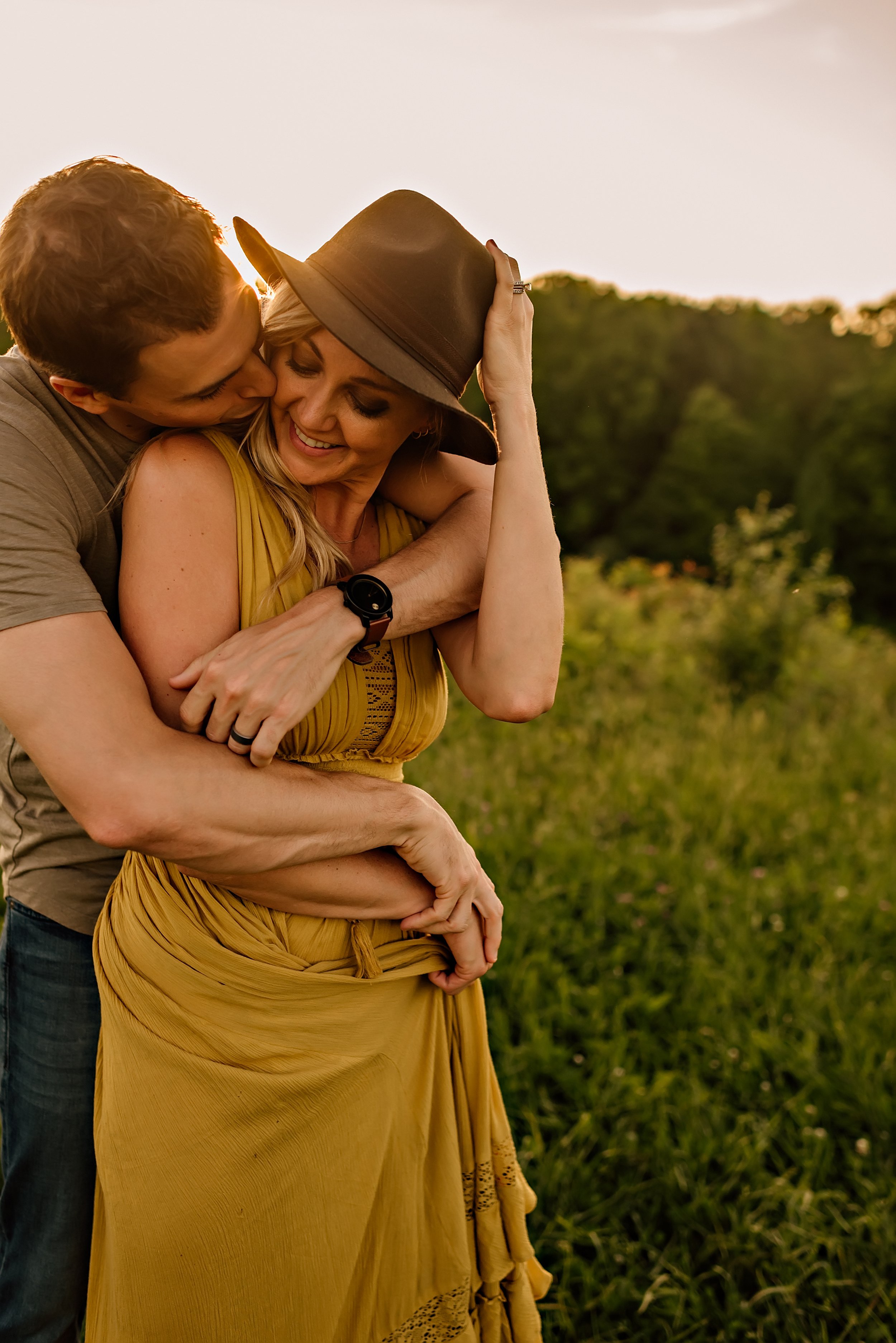 akron-ohio-family-photographer-lauren-grayson-summer-senset-session-38.jpg