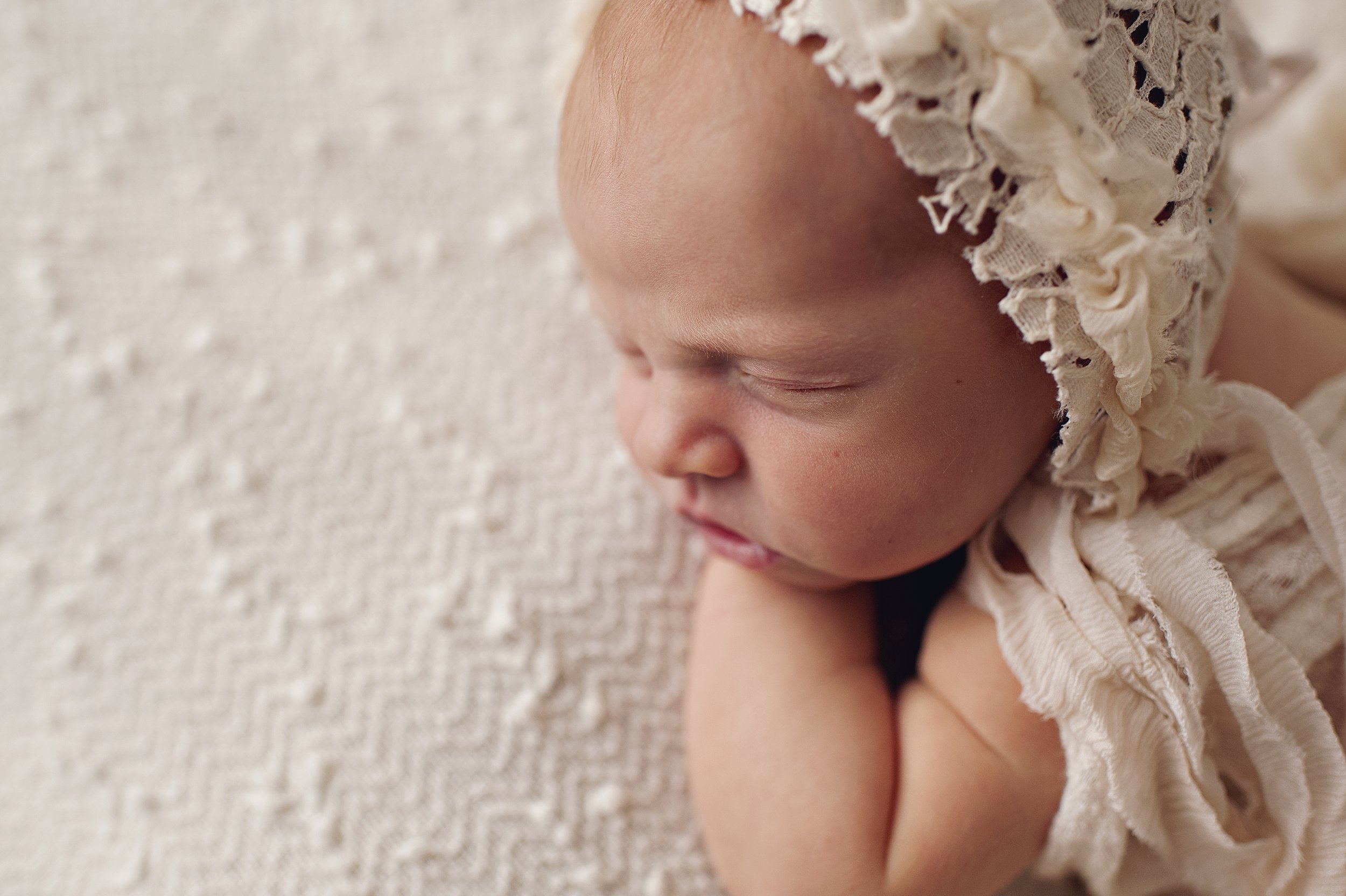 akron-ohio-newborn-baby-photographer-11.jpg