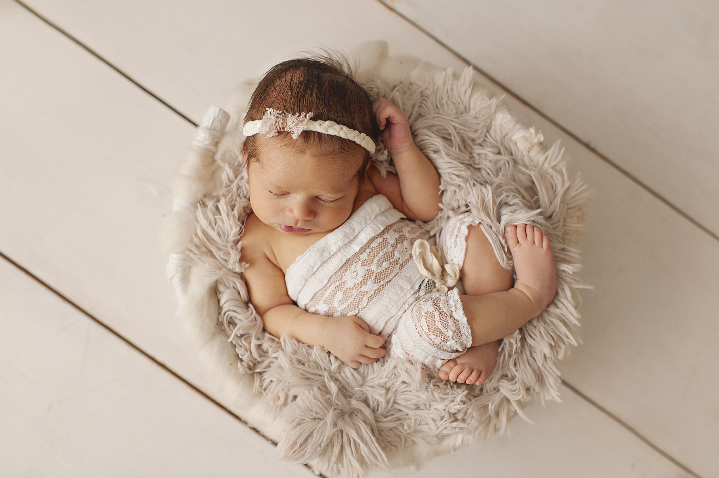 medina-ohio-newborn-photographer-studio-2.jpg