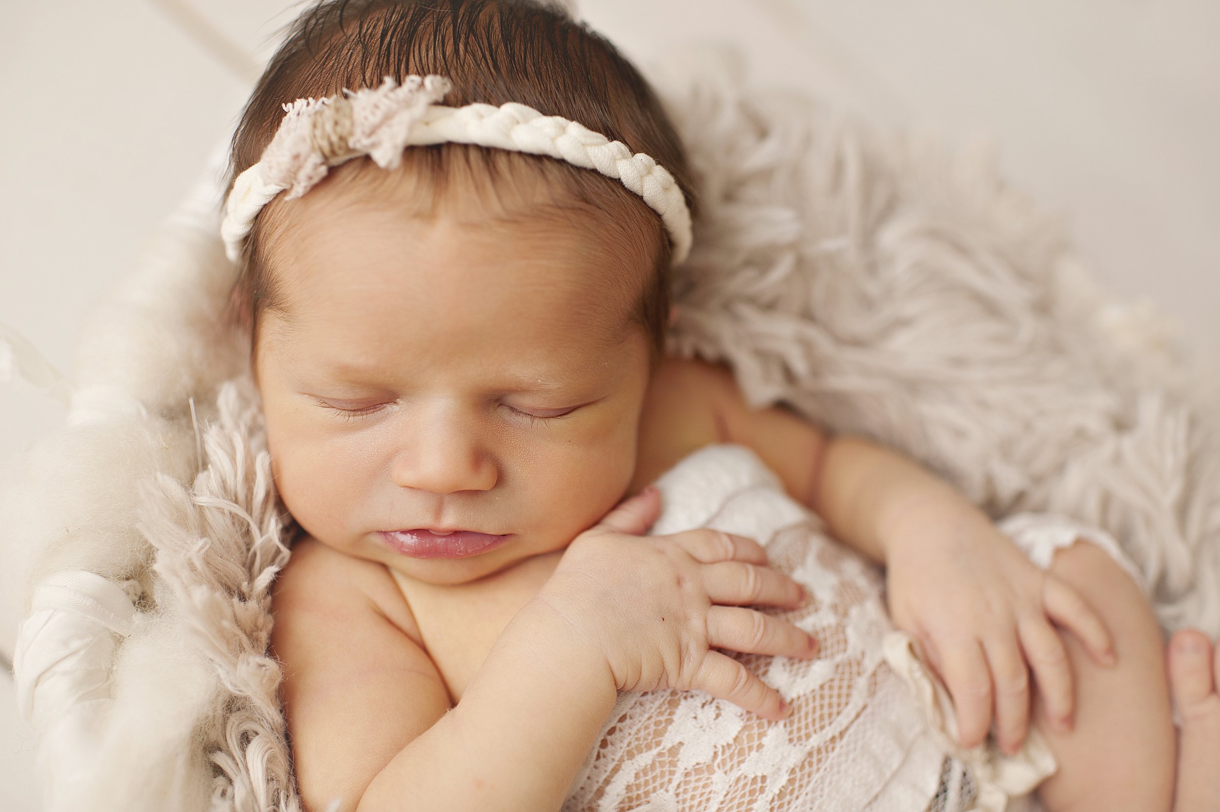medina-ohio-newborn-photographer-studio-3.jpg
