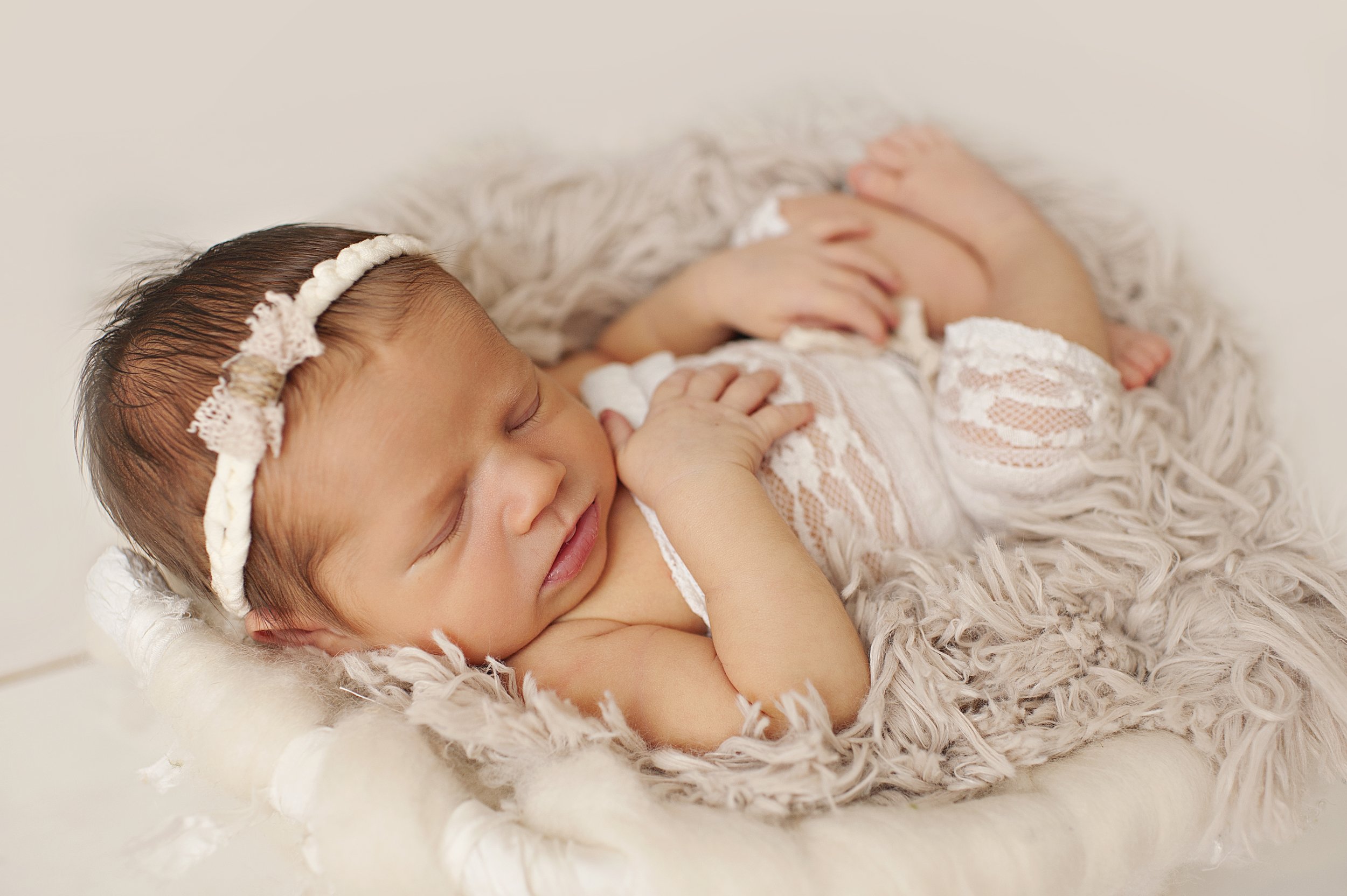 medina-ohio-newborn-photographer-studio-6.jpg