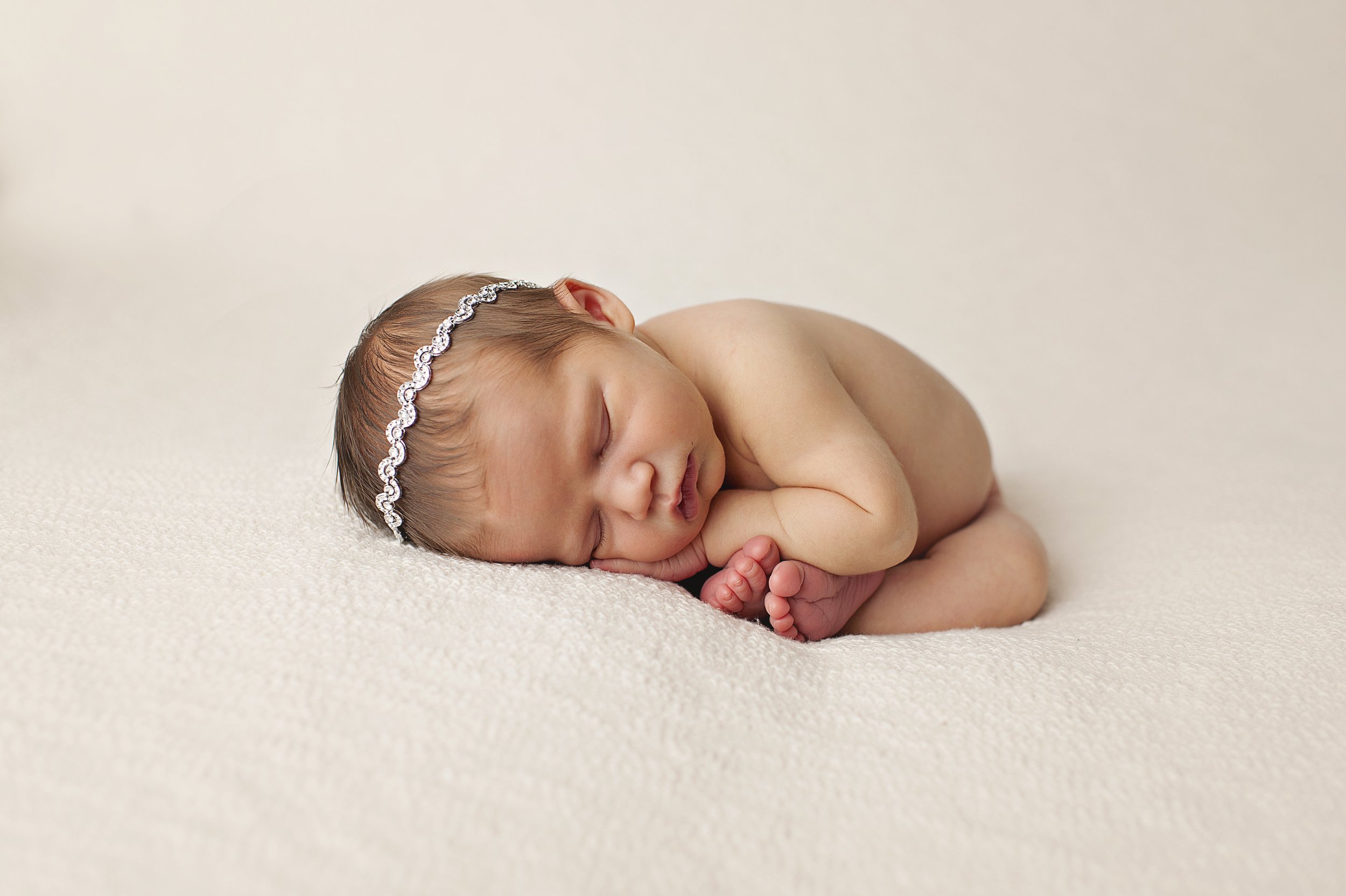 medina-ohio-newborn-photographer-studio-8.jpg