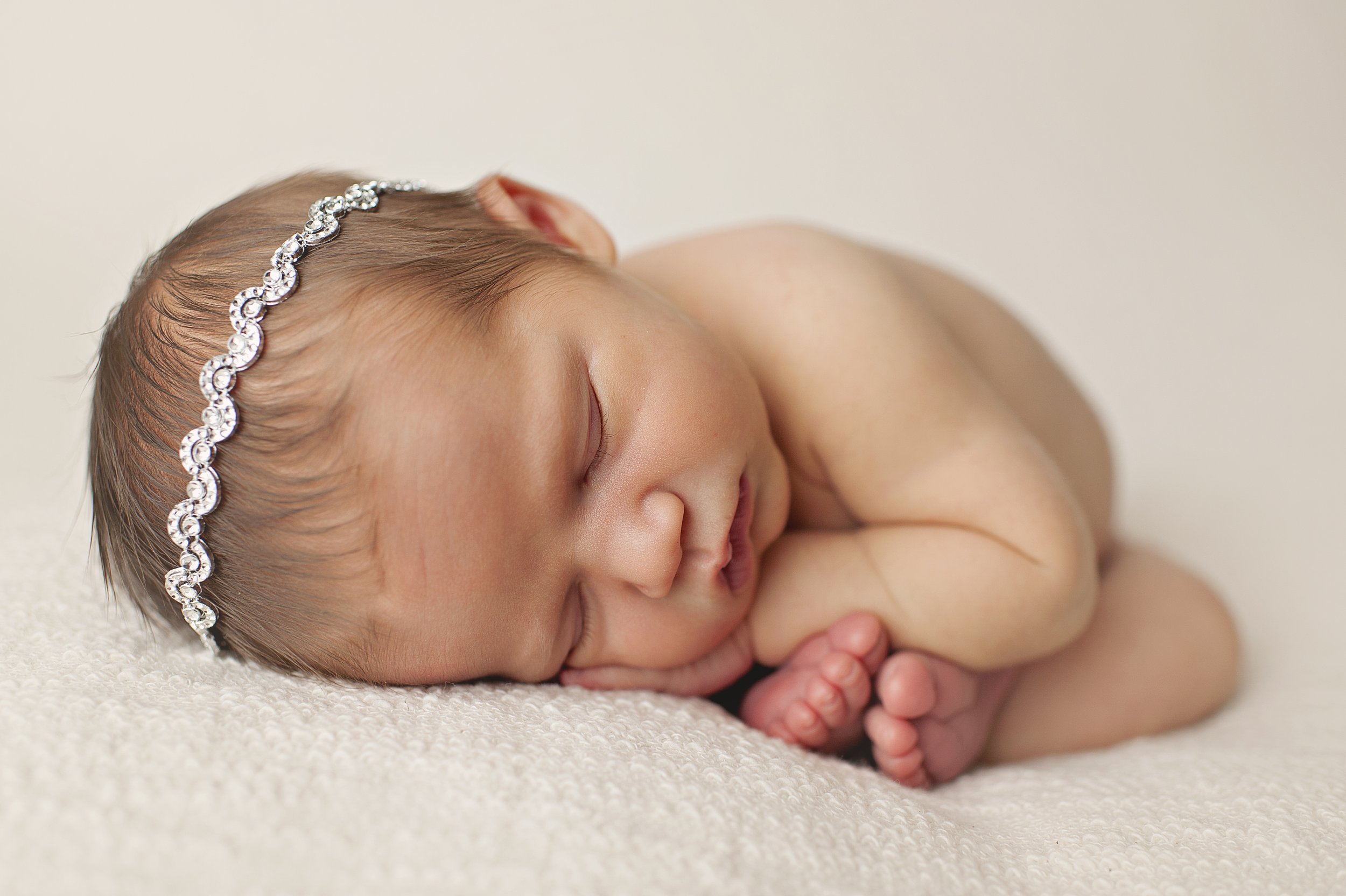 medina-ohio-newborn-photographer-studio-9.jpg