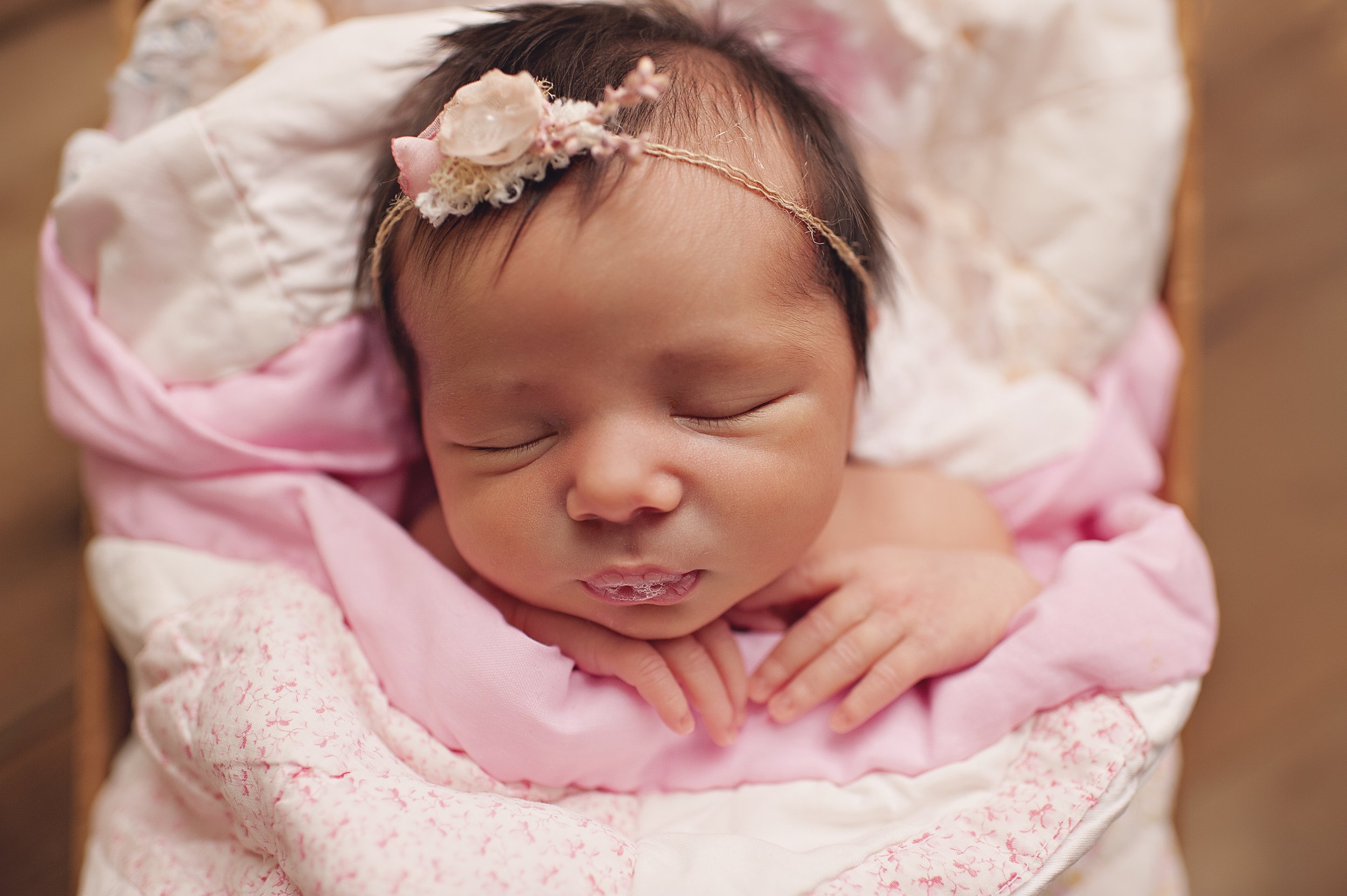 cleveland-ohio-newborn-studio-photographer-5.jpg