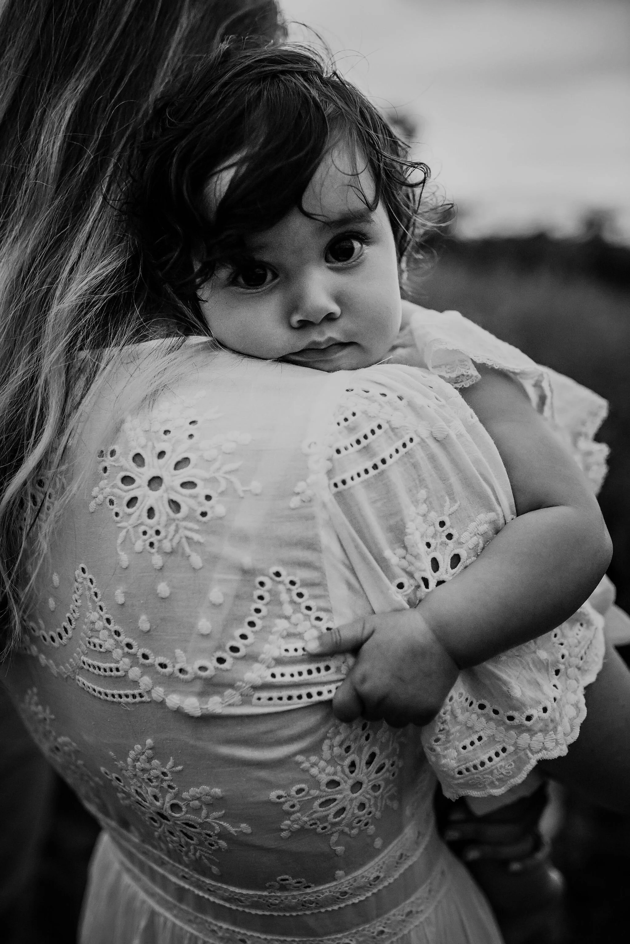 outdoor-family-photo-session-columbus-ohio-lauren-grayson-photography (11).jpeg