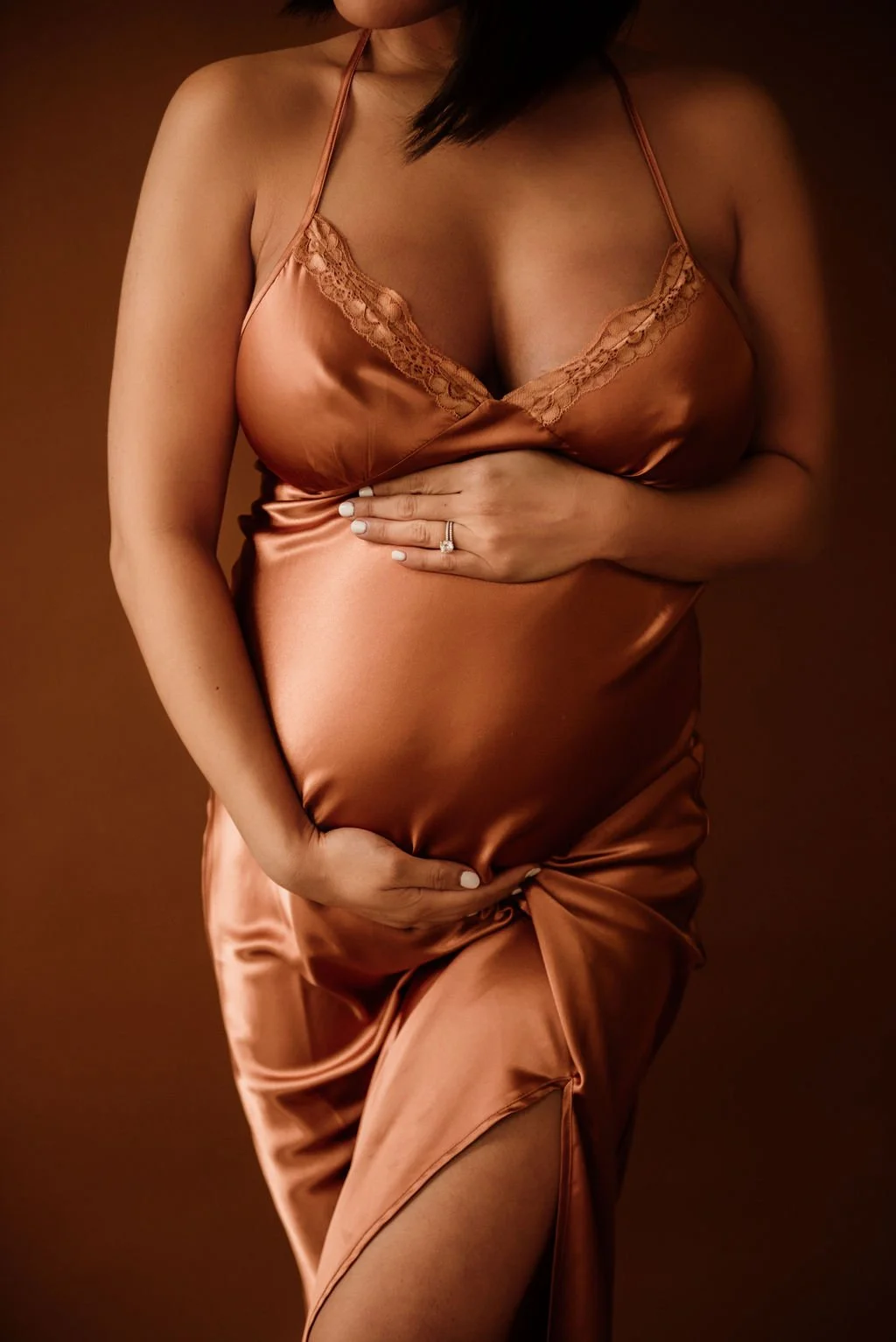 studio-maternity-photos-cleveland-ohio-8.jpg